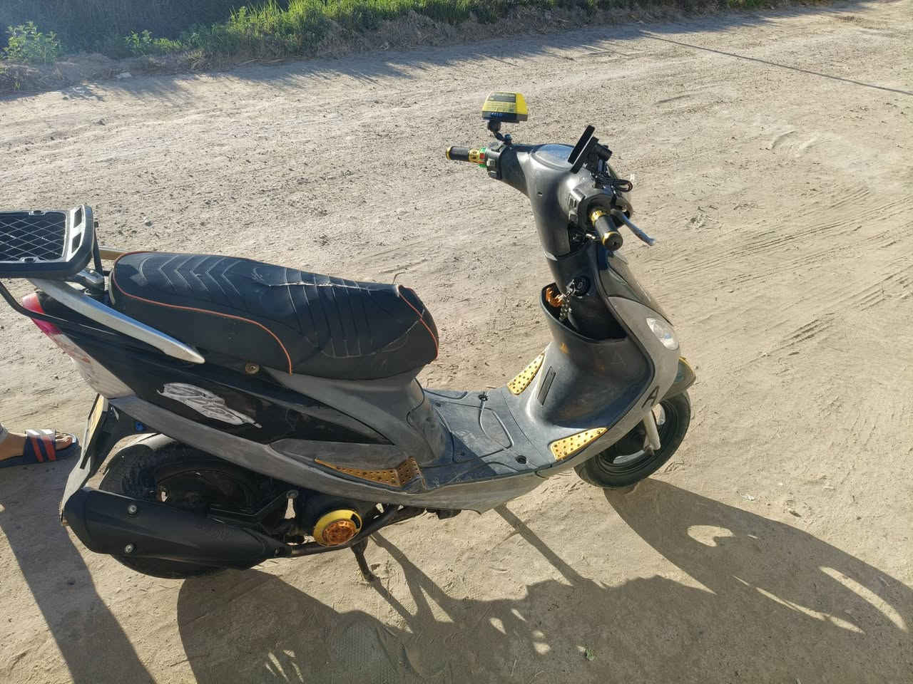 السلام عليكم اخوان دراجه ماكس منغولي 49بلادي
دراجه مثل ما موضح بصور والفيديو دراجه حليوه ومرتبه جاهزه سلف وهندر كهربائيات شغاله يحتاجله تشدله لايت خارجي .هديه ويه الدراجه دبه دهن لتر

السعر 550قفل 

العنوان الفلوجه صقلاويه 

رقم *********** متوفر واتس اب في حال ماجاوبت عل اتصال
