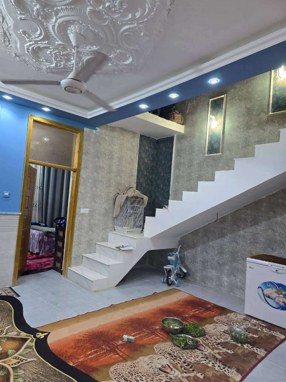 بيت مساحته ١٥٠ متر سند ٢٥ حله شارع ١٠٠ البيت طابقين بي غرفتين فوك وغرفه فوك استقبال وكلدور صحيات داخلي وخارجي الشراي يتفضل *********** خاص
