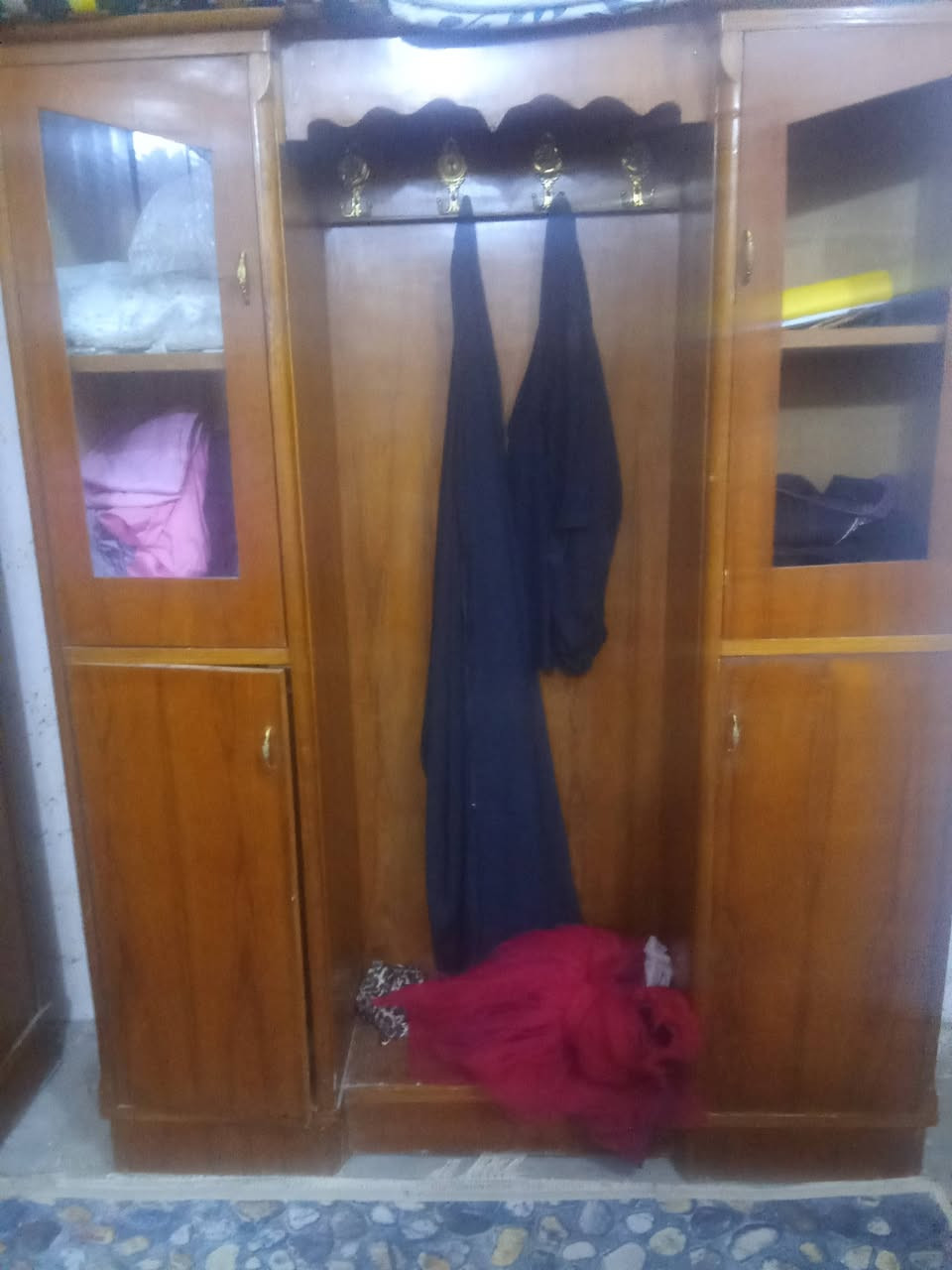 سلام عليكم غرفه صاج الصلي مكاني نجف شارع المطار القديم سعره سبعميه وخمسين 750السفسار واتساب او تصل  ***********
