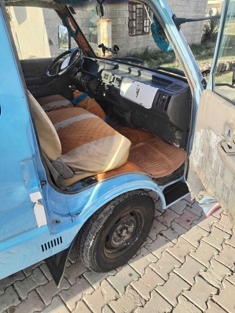 سلام عليكم
كيه بنكو موديل 96 رقم نكليزي و بسمي 
كير شرط محرك بنقص شي قليل شاصي شرط مكاني ديالئ خالص 
سياره مانقصها شي مال جناي 
ملحضه اني مكلف بل نشر هاذا رقم صاحبها ***********
