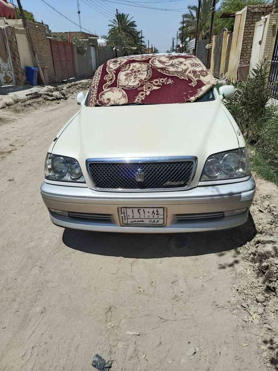 السلام عليكم
ملكه 2003 عادي 
مواصفات 
1مكينه دي فور كبير 
كشنات كهرباء 
3دكم عادي 
تبريد منضومه جديده ثلج❄️
حادثها كصه فخذه ومصبوغه حزام القماره بدون صبغ 
داخلها كلش حلو دشبول جديد 
رقم كركوك تحويل وكاله اصوليات كامله بس تحويل رقم مدفوعه كمرك 
السعر 90وبيها مجال 
الرقم 
***********
مكان السياره بابل الحمزه الغربي
