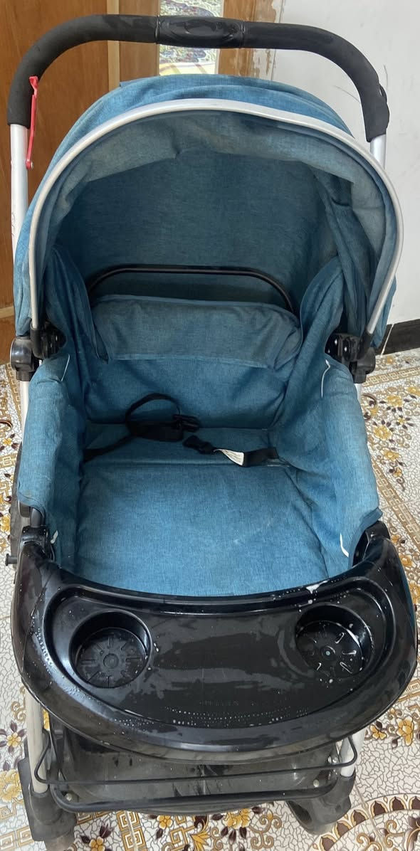 عربانة طفل للبيع
السعر 75 الف 
***********
المكان/ الحلة / شارع 80
