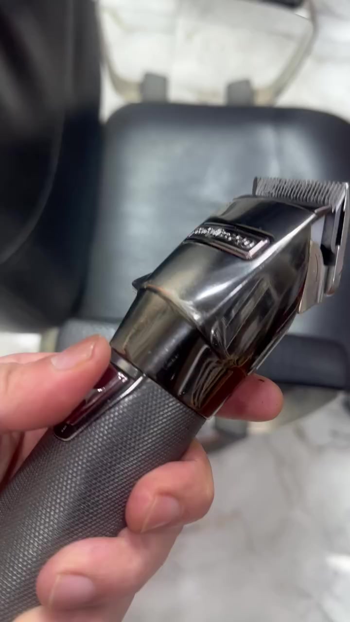 السلام عليكم بيبي ليز اصلي زوج للبيع السعر ١٣٠ الف مكاني بغداد الغزاليه ***********
