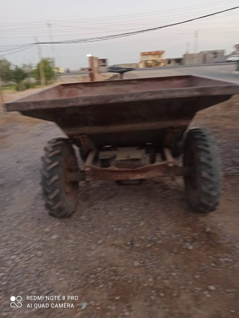 حجم كبير المكان ديالى السعر 2 مليون الاتصال***********
