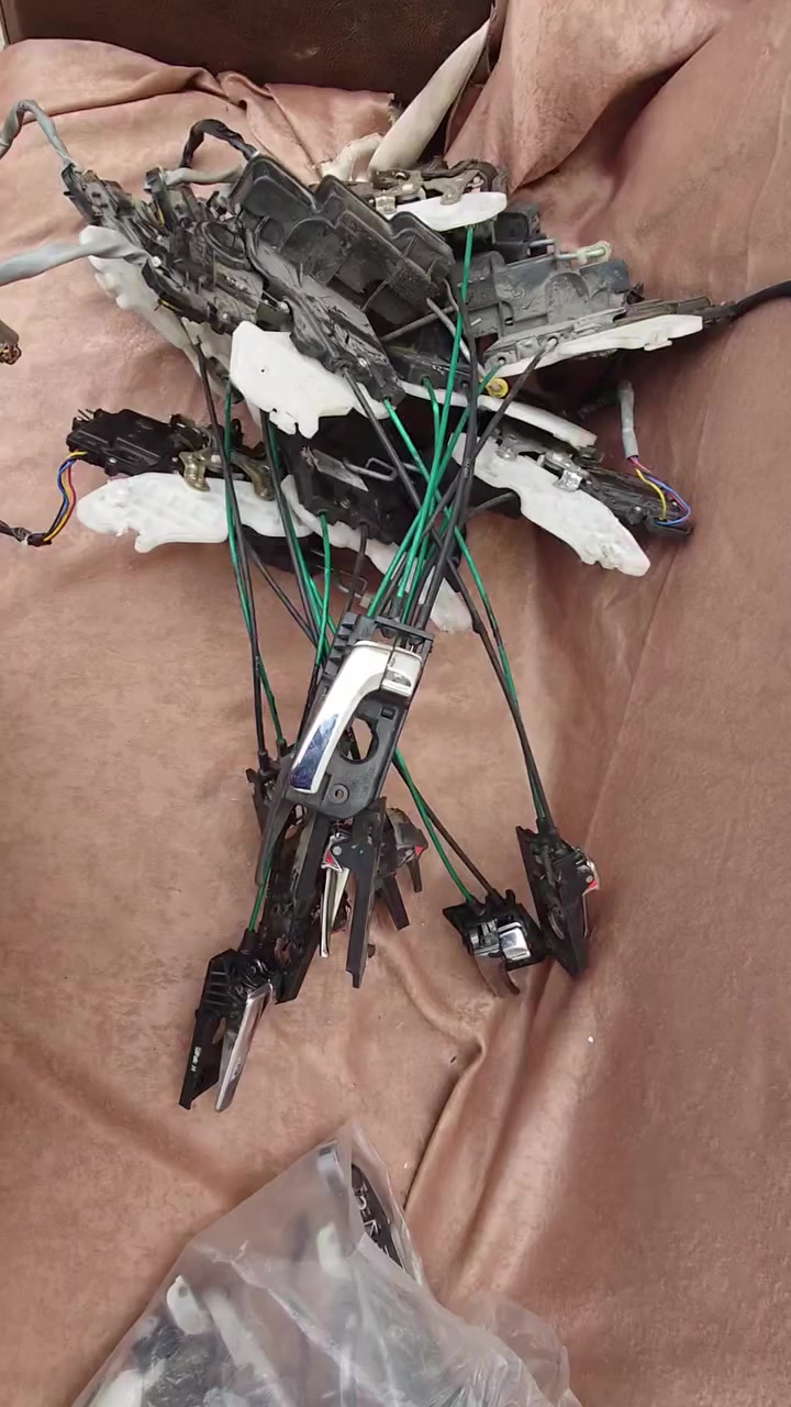 اللهم صل على محمد وال محمد 
يدات ابواب كيا كرنفال وسيدونا وانتروج موديل 2006الى 2014 سعر اليده مع القمجيات والكيلون ب30الف يوجد خدمة توصيل لجميع المحافظات للطلب مراسله الصغحه


**إذا كنت صاحب هذا الإعلان وتريد حذفه لأي سبب، رجاءا أرسل رسالة إلى الدعم الفني**