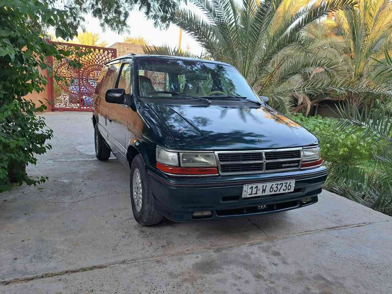دوج كرايسلر ٧ راكب مديل 95 رقم بغداد انكليزي  بأسمي تحويل ثاني يوم كير ومكينة كامري ياباني تحوير درجة اولى حداديه جديده كهربائيات عامه شغاله غرفتها نضيفه تخم تايرجديد مسجلها شاشه كامره بلوتوث كشنات سياحي سياره حلوه سياقتها وناعمه مال بيت سعرها جدا مناسب للمشتري  ٣٩ وبلاش
وبي مجال قليل  مكاني كربلاء الحسينية 
***********
