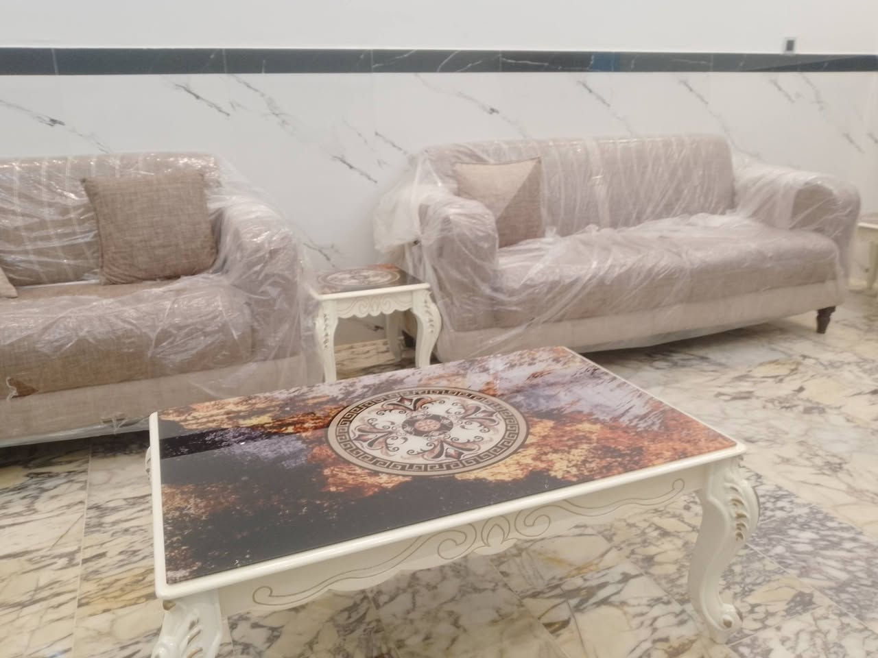 السلام عليكم 
غرفه تركي جديده كارتون نظام الحديث كامله السعر مليونين وسبعميه وخمسين
تخم تركي جديد تخم ونص سبع قطع السعر مليون وربع مع سيت طبلات جديد
كوسره حجم كبير جديدكارتون السعر80
مكينة خياطه وتطريز السعر120
مروحة شحن حجم كبير35
مرحاض غربي 15
تواصل ماسنجر 
واتساب ***********
