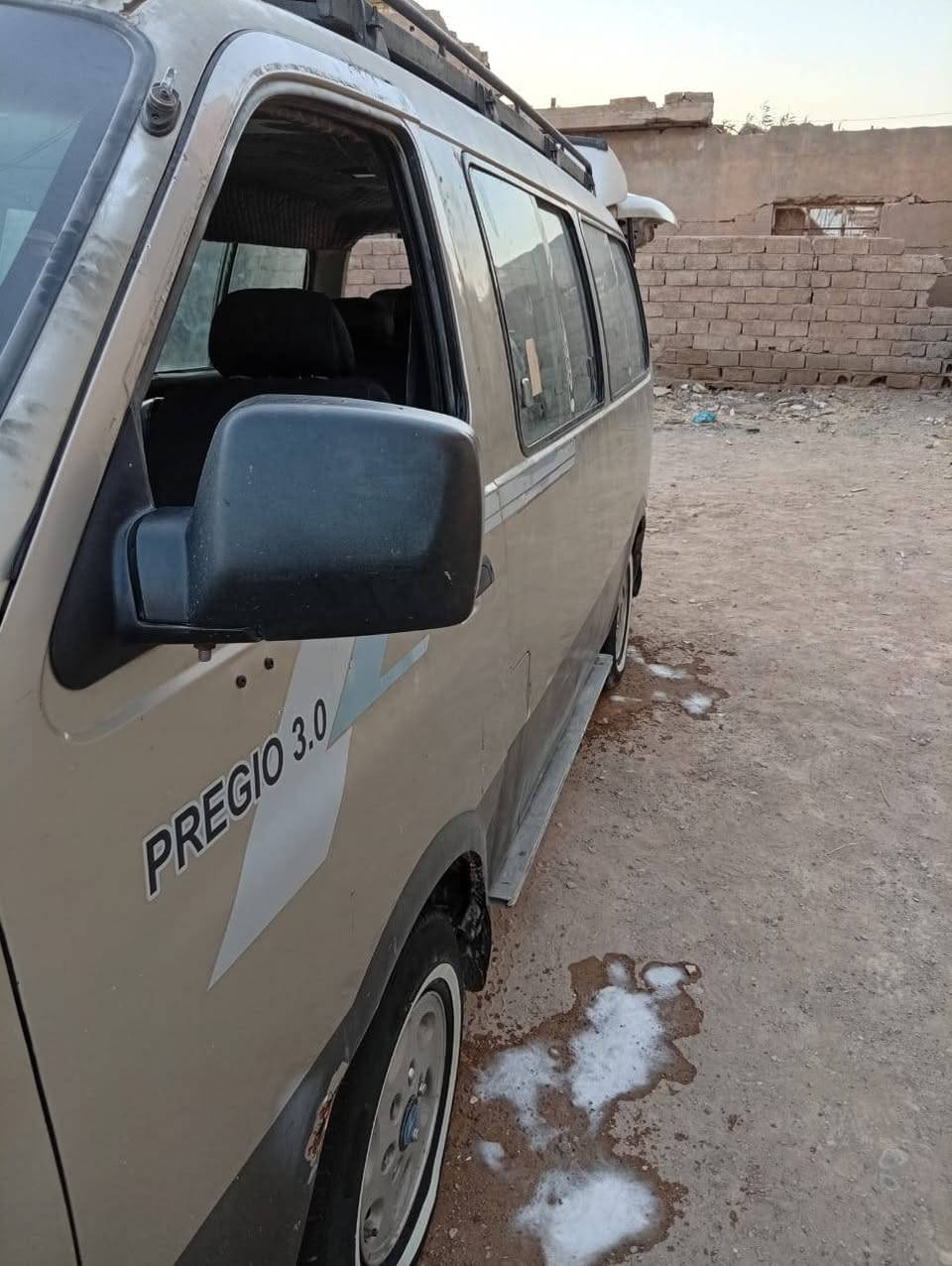 سلام عليكم بيريجو البيع موديل 2000 رقم بغداد بسمي تحويل ناني يوم الستفسار أكثر عل رقم ***********مكنان السياره ديالى بعقوبه
