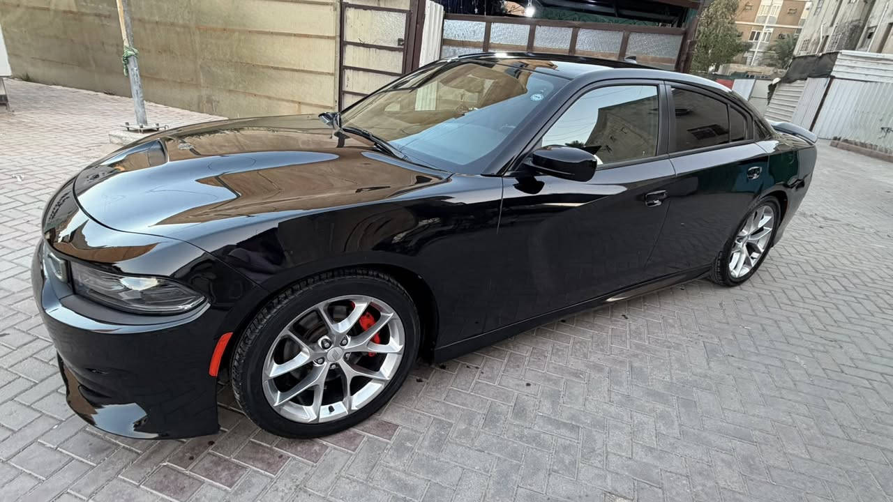 جارجر gt 2019 سوبر تراك امريكي داخله كلين سياره كفاله عامة بيها فقط شبر واحد pdr جاملغ خلفي يعني كلين 
ماشيه 73 الف ميل 
بدون اي نواقص ادامه كامله 
***********
