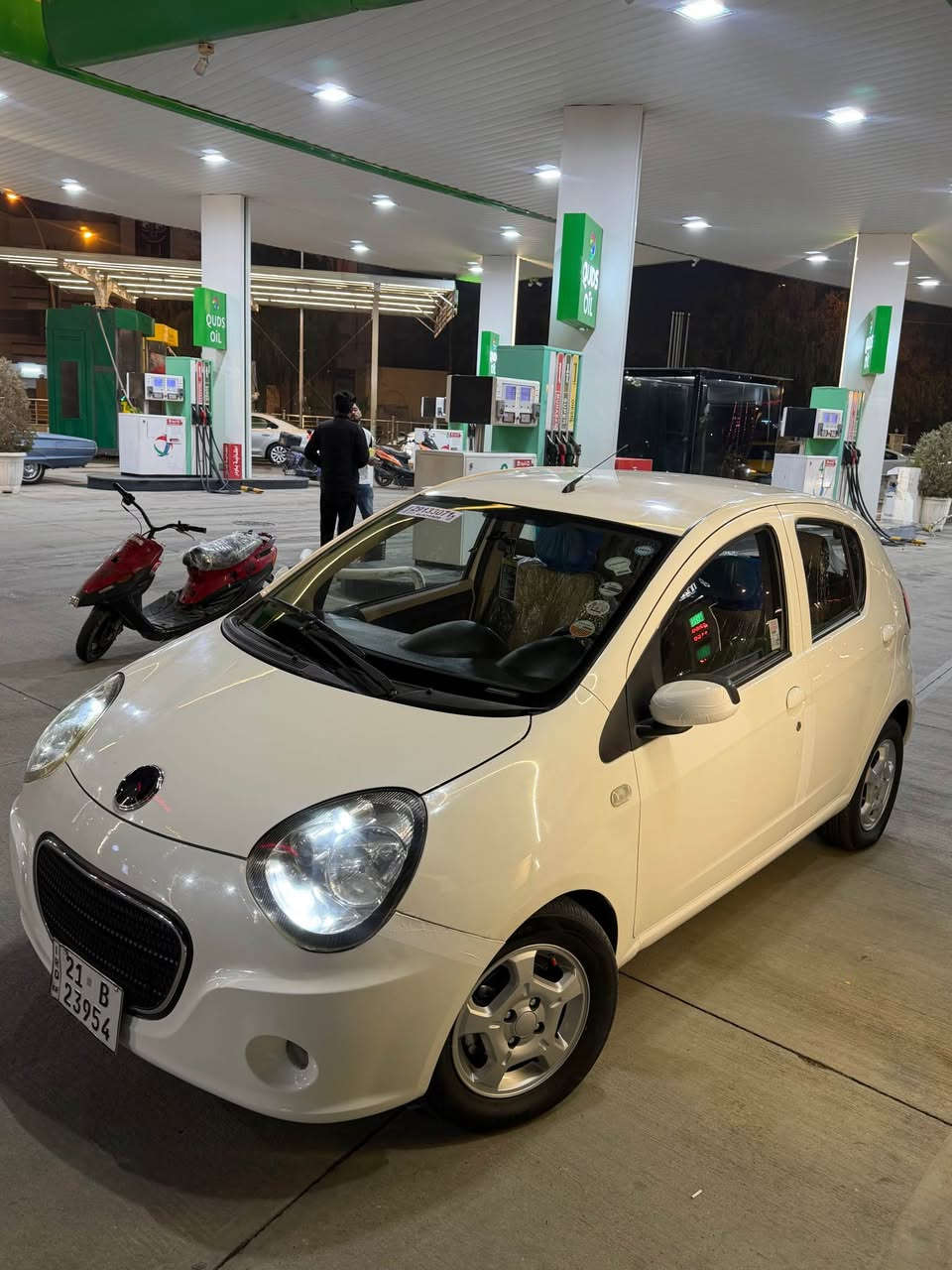 ***********
للبيع بسعر مناسب كلش بسعر اوبل  53 ورقه 
جيلي باندا موديل 2014 رقم سليمانيه سنويه ورقم كلشي بيها جديد بطاقة بانزين  سياره جديده ونضيفه كلش ايد واحد ماشيه قليل 80  الف كير ومحرك موغوب نفس كورلا من شركه حجم 18 مملعوب بي لافتح ولاصوت ولاصرف ولا بخار ولا نضوح  ادوانز ماكو نشطه كلش وسريعه سلسه بقياده تايرات وياله جديد صدر جديد سياره بجم خلفي كبس مابيها شي فقط بيبان ثنين صبغ سكن وخلفيه سكن وهلال خلفي شوي هم يعني قطعتين ونص صبغ باقي مكفول اي عيب اي خلل مابي تبريد ثلج تدفيه شغال كهربيات كل شغال كير اتوماتيك سياره مكاني كركوك سعرها 53 ورقه
*********** كركوك, العراق
