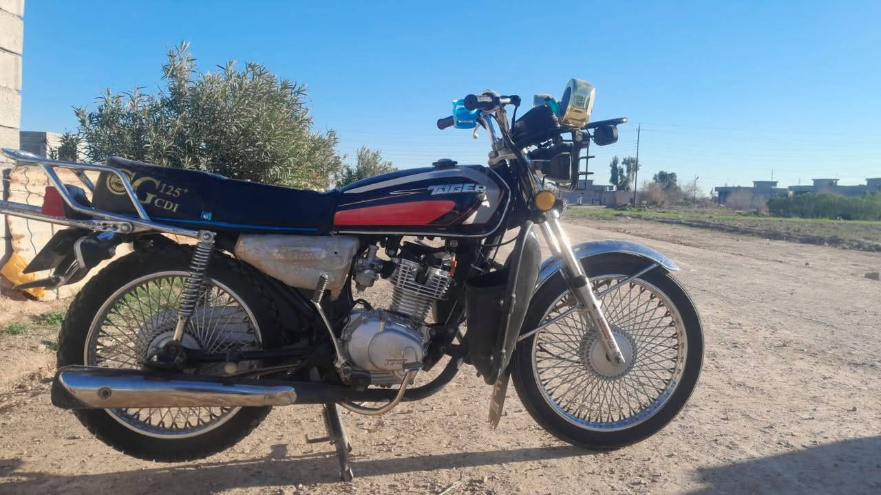 سلام عليكم ماطور للبيع تايكر موديل 19 شرط محرك ما مفتوح كهربأيات كلها شغاله تايرات جدد السعر 400 وبيه مجال للطيبين ***********
