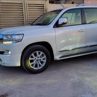 لاندكروز مديل 2017 بريم سعر ٤٥٠ بيه مجال مكفوله من الصبغ والتبديل للاس...