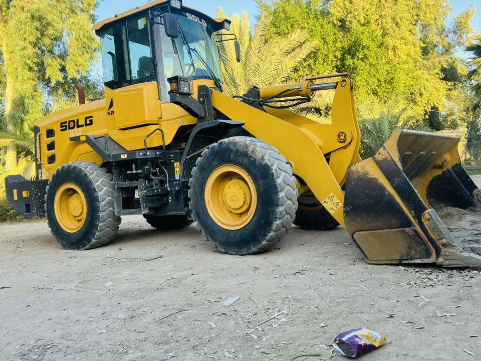 شفل للبيع حجم 36 موديل 2023 مكفول ما مفتوح ولا برغي***********
