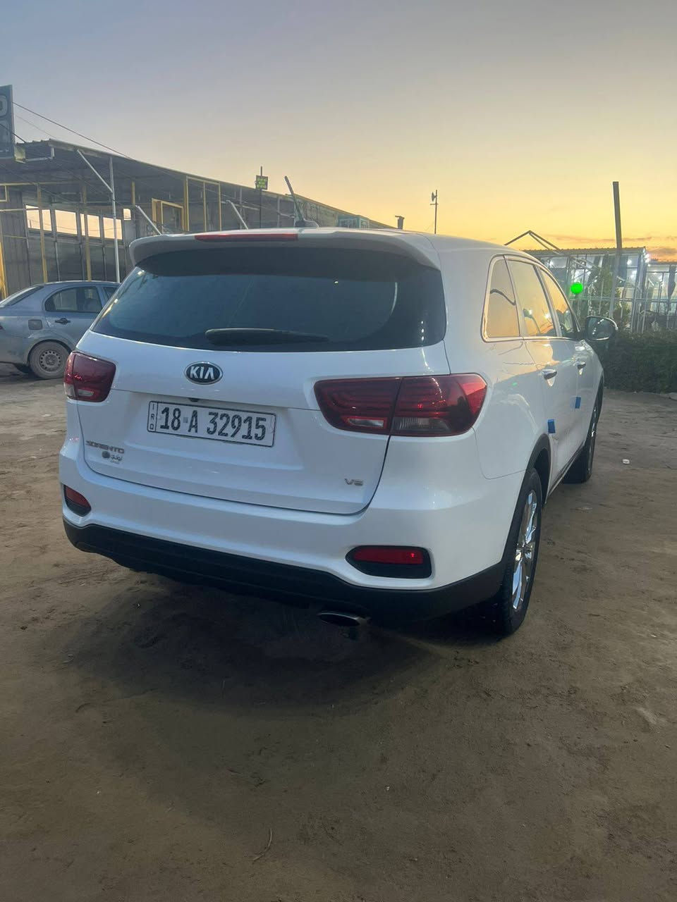 سلام عليكم اخوان سورنتوو البيع موديل 2020 رقم بابل بسمي  وارد امريكي  بيه فقط جاملغ مبدل نفس الون ول باقي كفاله حته من الشخط السياره مال بيت  مواصفات  معروفه  ما حاجه تنكتب  محرك 6سندر   محرك وكير ما مفتوحات ع وضع الشركه  حداديه جديده  السياره ما تصرف عليه  جاهزه من كلشي  كشنات مشمشي   عنوني بابل حله قرب  سيطرة الاثار  السعر 215  رقم موبايل ***********
