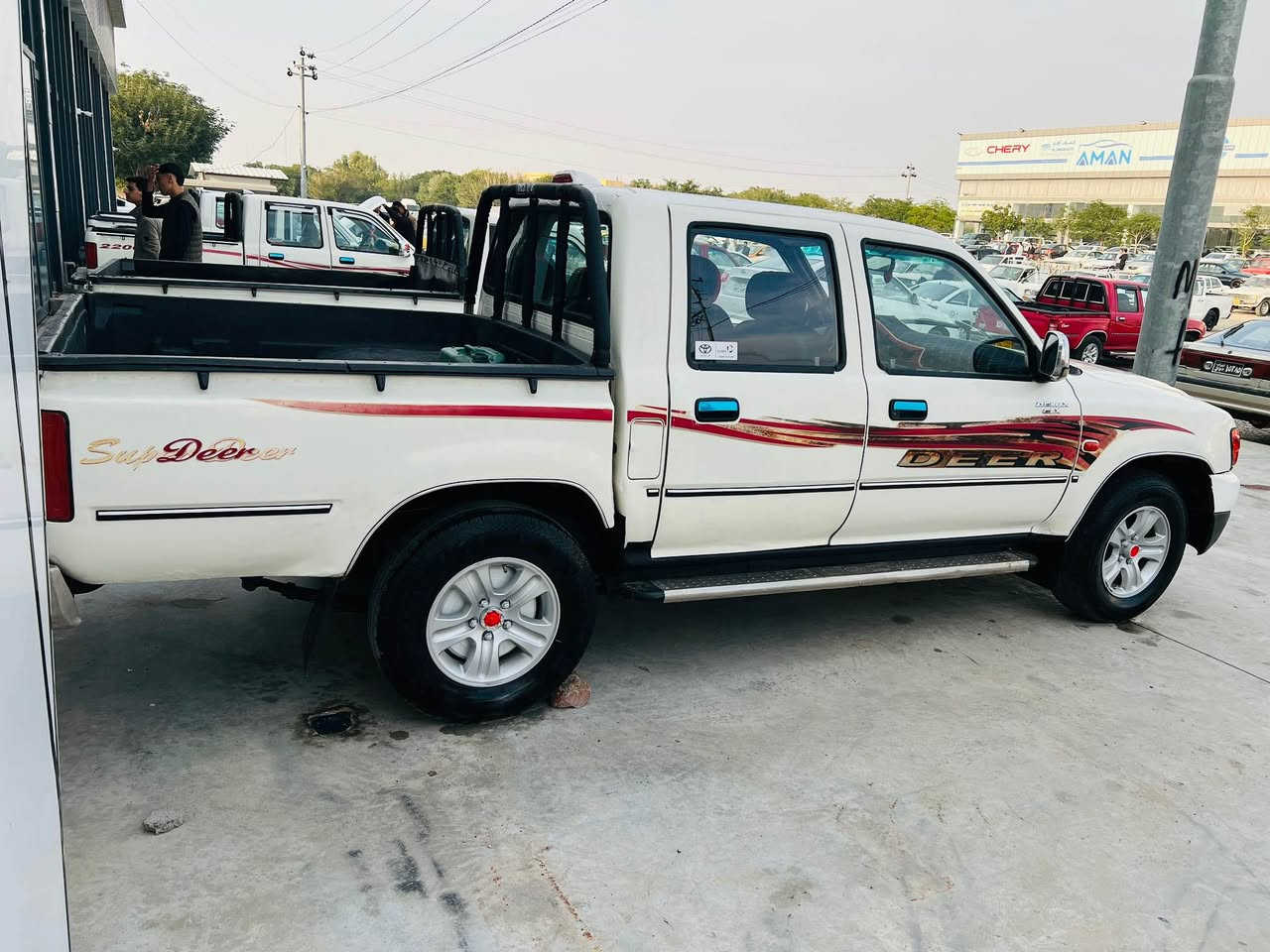 ئەم دێرە جوانە بۆ فرۆشتن مۆدێلی ٢٠٠٩ مەکینەو گێڕ و ئەکسلی بەشەرت مەکینەی تازە خراوەتە سەری ئیماراتیە سەنەوی و ئەوەلیاتی حاسیبەی بە شەرت سەیارەکە دینارێک مەسروفی نیە ماڵی دۆست و ئیش کردنە سعرەکەشی ٤٠ گڵا و ماعمەلەیەکی برایانە 
ژ.م *********** كالار, السليمانية
