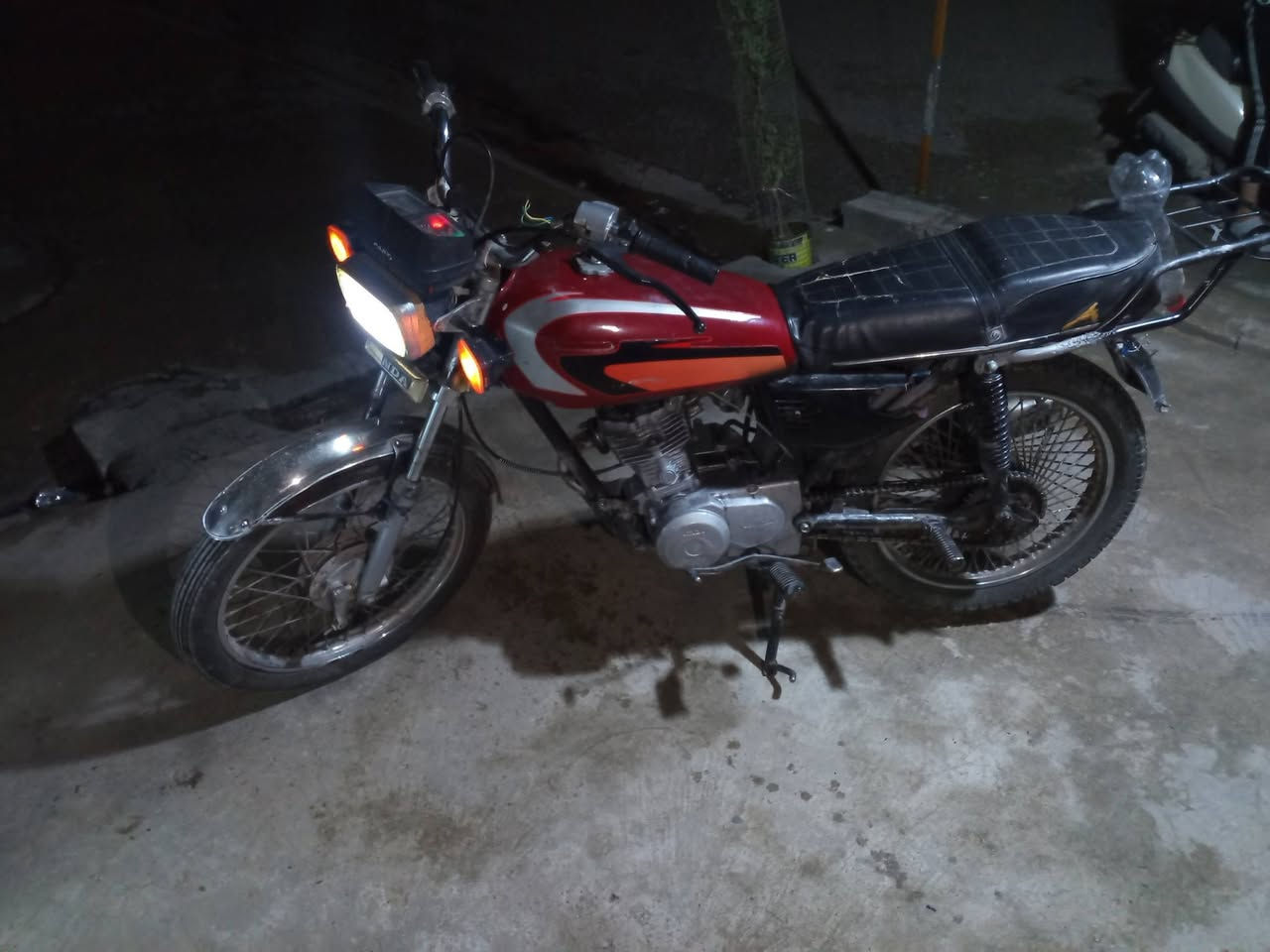 سلام عليكم ماطور ايراني اربعه كير سعر 230 بي مجال شي بصيط كهربائيات شغاله مكاني دوميز. رقم الهاتف ***********
