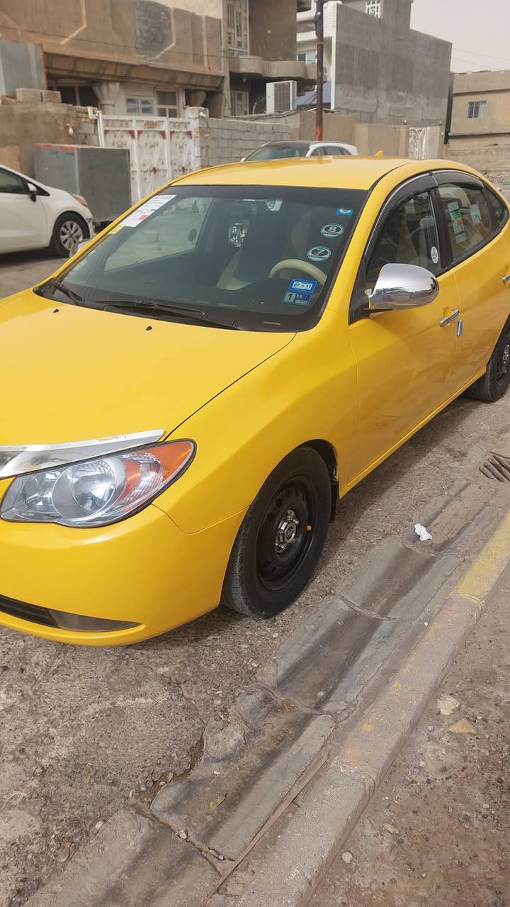 سلام عليكم الانترا للبيع مديل 2010 سياره جديده ليبل واحد كير ومحرك مكفولات رقم بغداد جديد  الي يدور نضيف سعر 100 بشدة وبيها مجال لشراي العنوان بلدروز ***********
