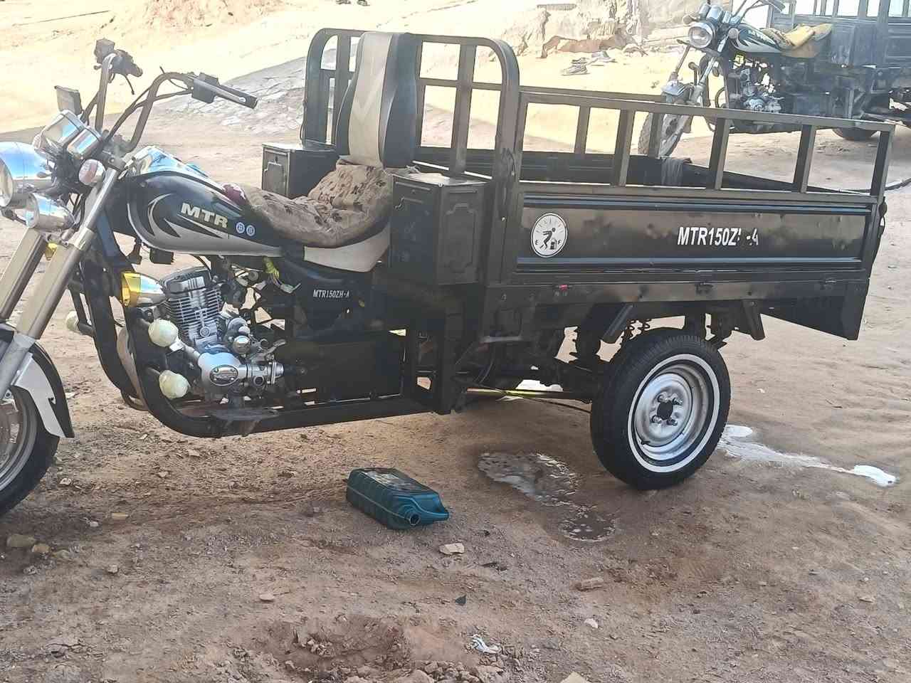 سلام عليكم ستوته لبيع موديل 2022 محرك 2025 مكفوله شاصي اوراق صولي  بسمي وكيله حيدر  ستوته جديد وتجي وتشوف بيعنك مكاني نجف حي نداء مجمع قنبر استفسار عله هاذ رقم ***********
