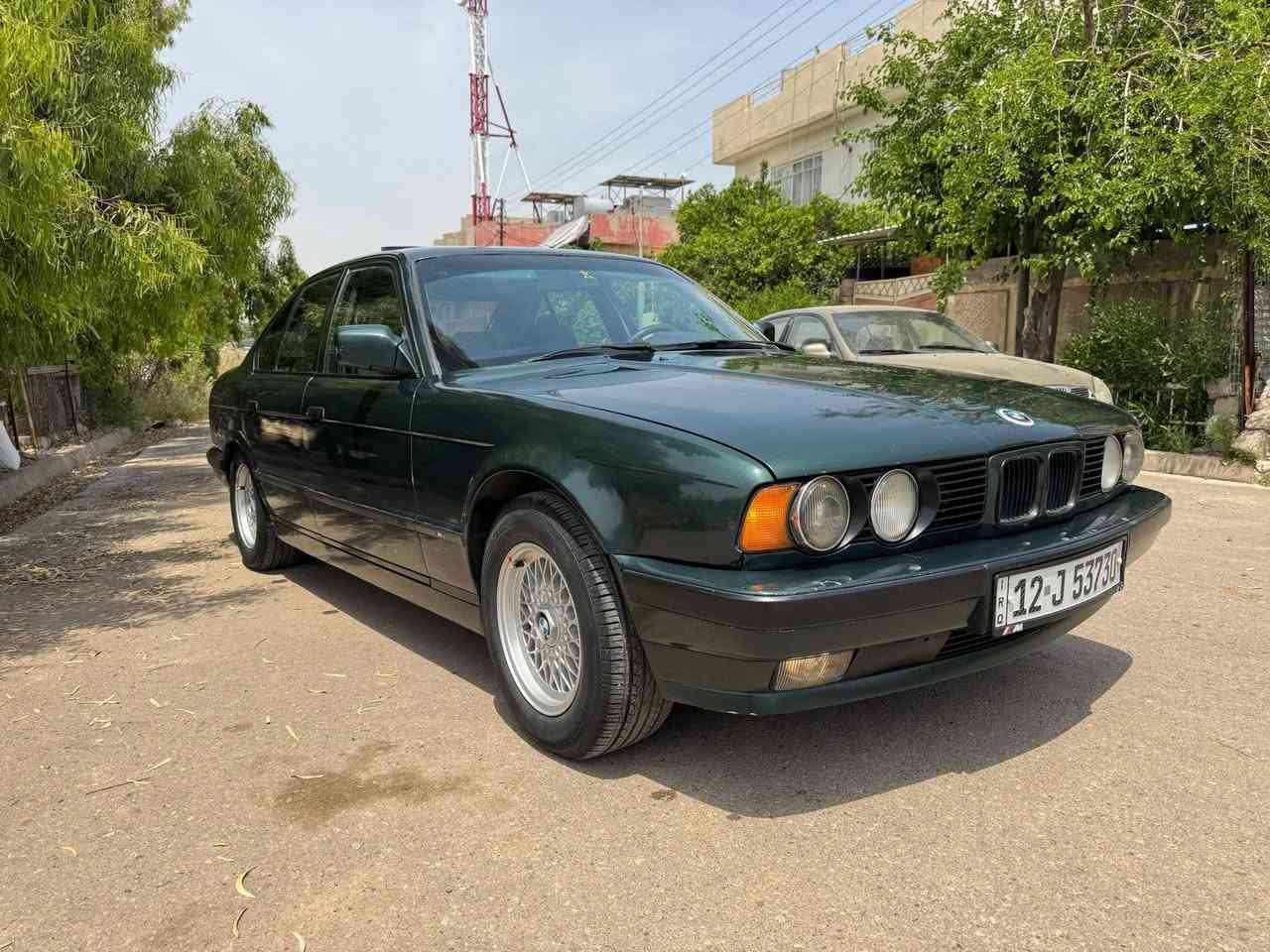 بي ام 520 ألماني  1991 🚫
 السعر 65 $ وبيهاا مجال 
اصل بليتة وسنوية
محرك كبس شرط
وكير اتوماتيك 
فتحة سقف سلايت 
جامات امامي كهرباء 
تبريد ثلج ❄️ 
كهربائيات كلهاا شغالة وع وضع الشركة
ويل خلية 
طخم تاير جديد
بدون ضرر ✅
فقط صبغ جمالية 🚫
رقم نينوى دولي بأسمي سنوية 
لغاية 2030

مكان السيارة موصل ايسر 

***********

***********
