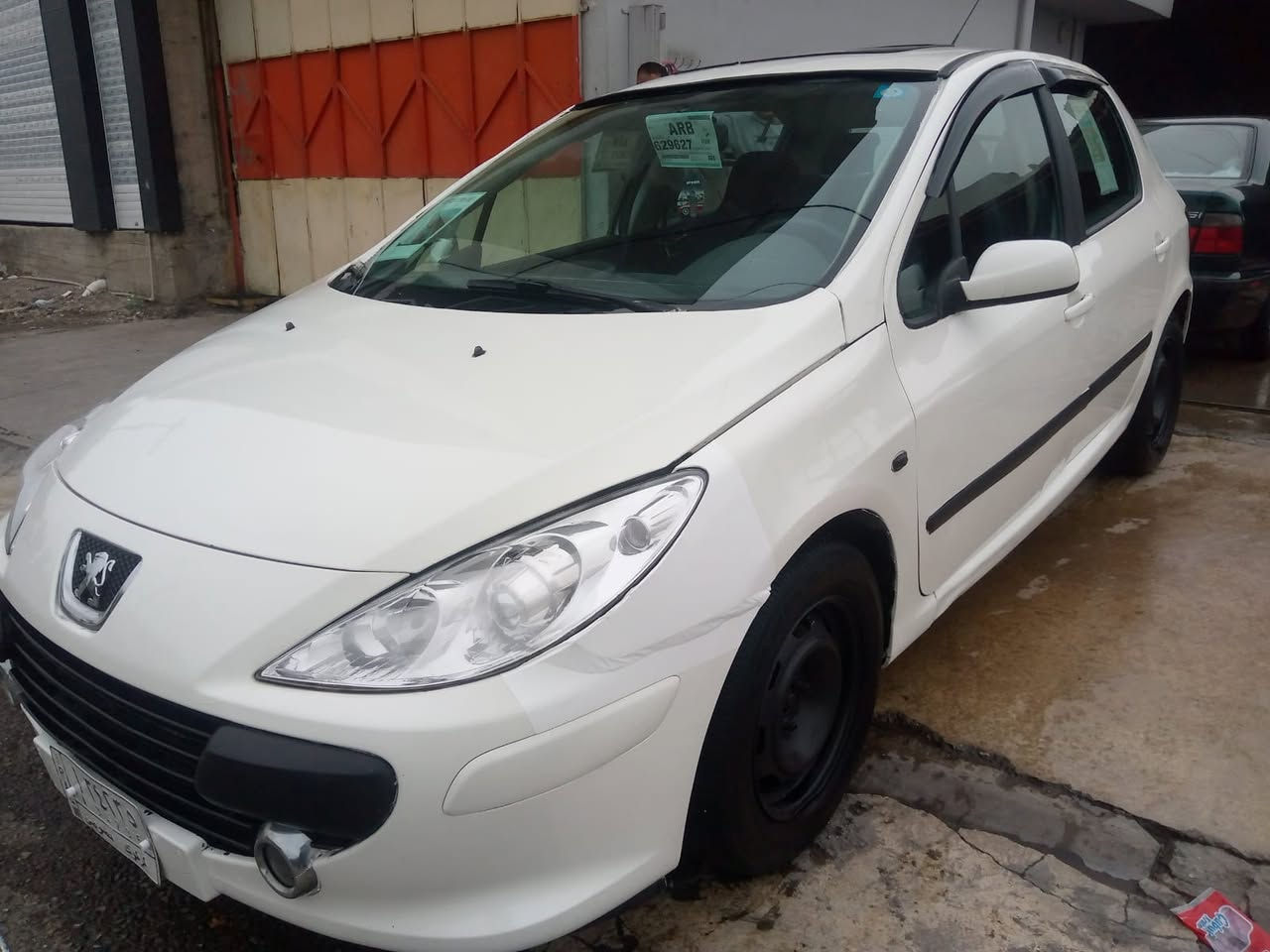 بيجو ٣٠٧موديل ٢٠٠٦ سياره جاهزه محرك وكير وحداديه تبريد رقم كركوك سنويه جديده مشروع وطني مكانه بكركوك *********** سعر ٤٨ورقه بيه بطاقه بنزين صبغ عام
