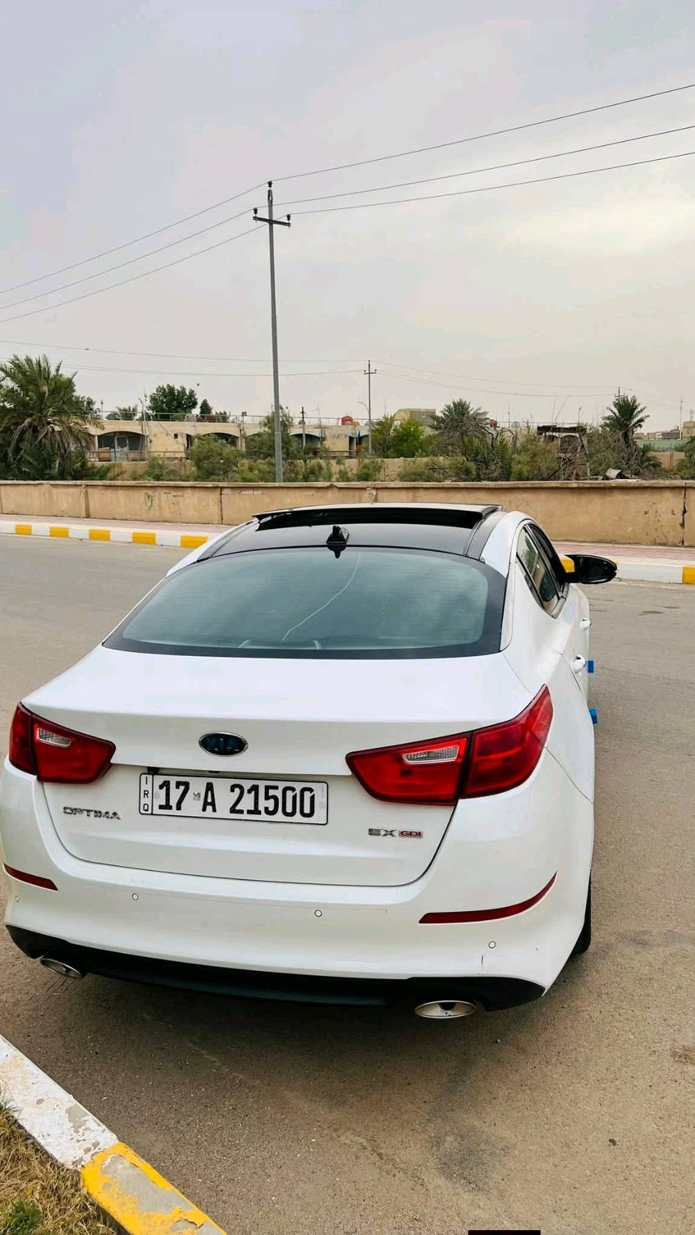 سلام عليكم اوبتيما 2015امريكي فول مواصفات VIP
حادثها موجود بلصور

السياره فول للأخير 

بصمه 

تحكم

خزن ميموري

رادارات جانبي وأمامي 

حساسات جميع الجهات 

أناره ترحيب

ممشى السياره 48 Mile

سياره نضيفه بمعنى الكلمه 

 تدفئه تبريد أربع كشنات 

بانوراما قطعتين 

وبعد مواصفات هواي 

سعرها 125وبيها مجال 

الناصريه مركز 

***********