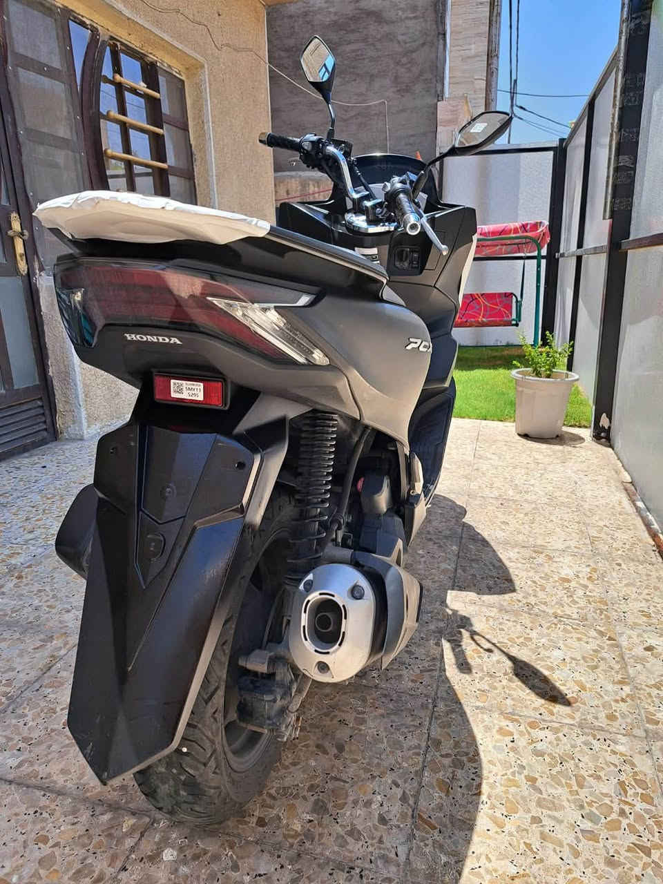 PCXالجيل الرابع ماليزي
الممشى 70الف تقريباً
الله شاهد كله محس ودهن موتل كل 2000 
***********
