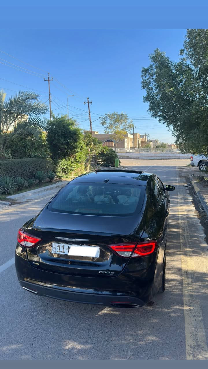 السلام عليكم
كرايسلر c200 (s)
2015 
V6سته سلندر
بانوراما
بصمه تحكمات
شاشة كبيرة كاميرة دوارة
جلد مختم s
سياره نظيفه 
صدر امامي جديد 
الخلفي نظيف 
كهربائيات مملعوب بيها
كير محرك تبريد مابيهن شي
السيارة بيها ٤ قطع ابيع حزام 
.
.
.
رقم بغداد الدولي بـ اسم سنويه وهزه جديده 

رايدها بـ 108 وبيها مجال
مكاني بغداد/ نفق الشرطة 
اي استفسار ***********
