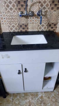 سنك • مرمر • مستعمل نظيف