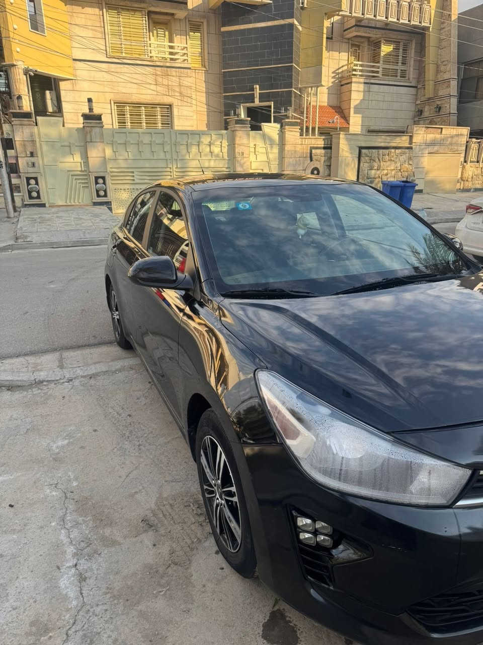 كيا ريو موديل 2022                          ماشيه 80        سعره 105 او بيه مجال       
هاتف ***********
ه
