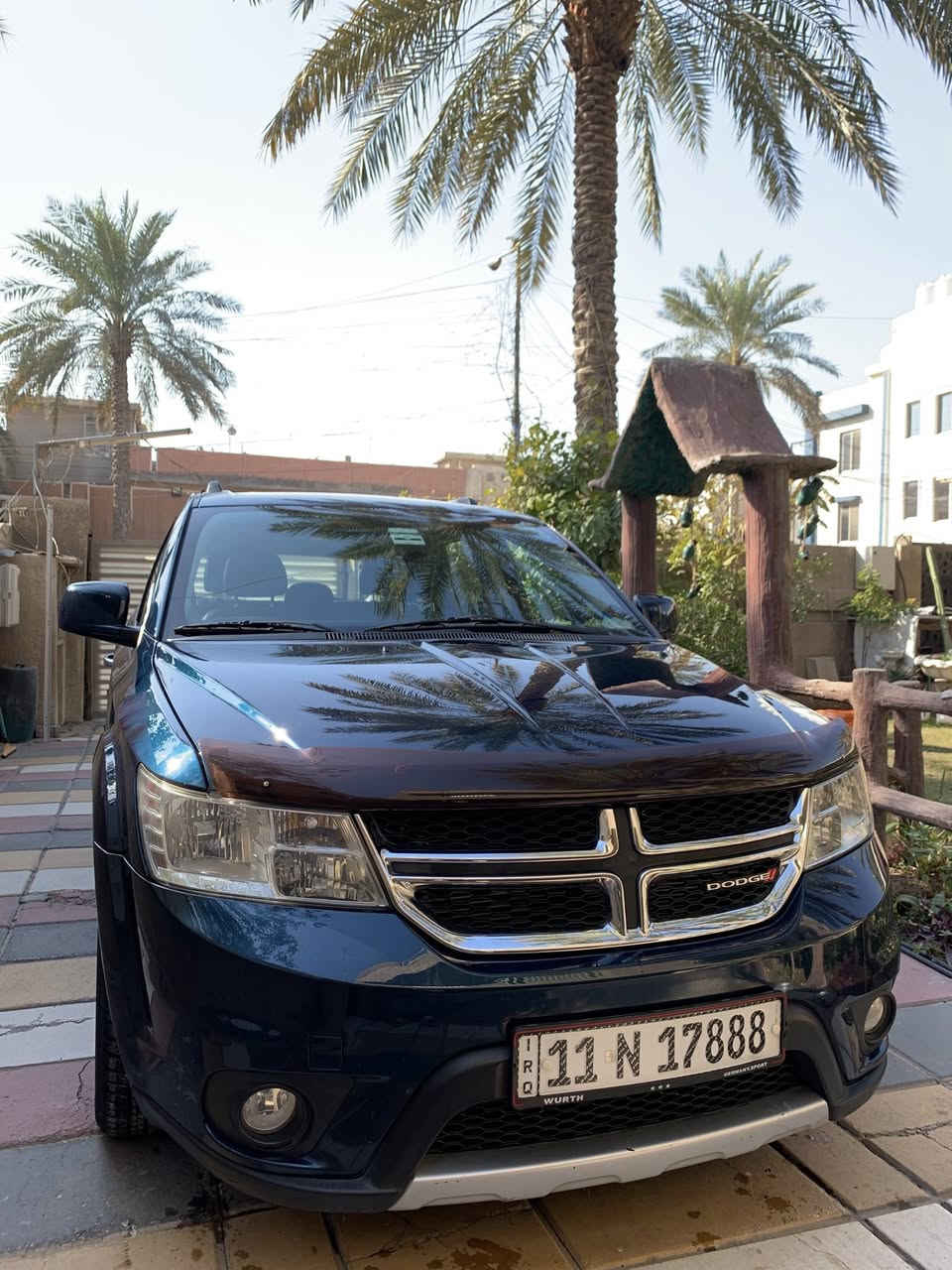 سلام عليكم دوج 7 راكب السياره فول موديل 2013 
3 قطع تبريد تحكم خلفي  شاشه وسط كشنات تدفئه تبريد السياره 6 سلندر Rt السياره خير من الله تاخذه ربع ما تصرف عليها مال بيت السياره كفاله عامه تحويل ثاني يوم  هسه يلا ماشيه بلـ خمسينات المكان بغداد قرب جامع النداء الرقم *********** متواجد واتساب
