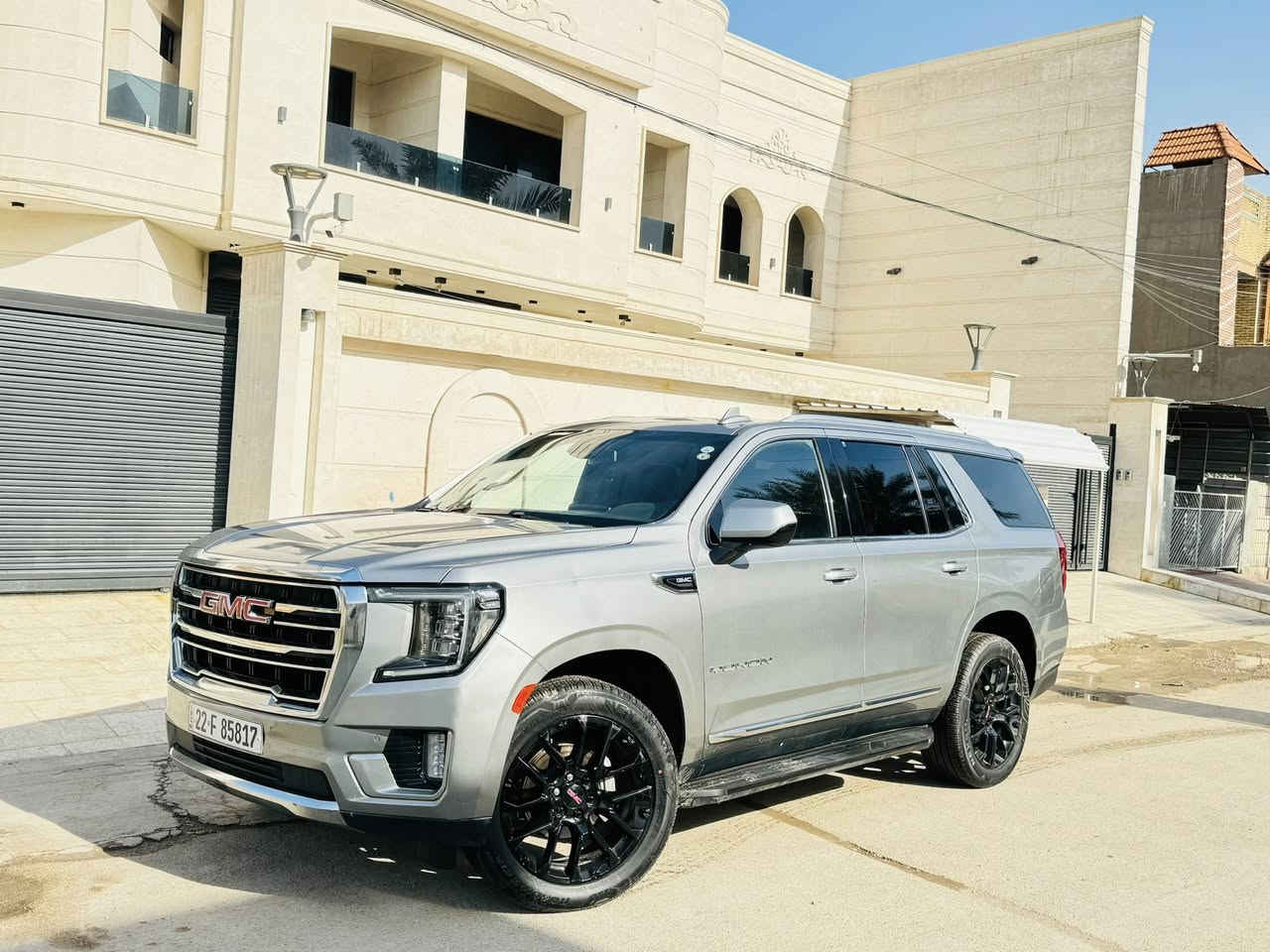 السلام عليكم للبيع جمسي 2023 دنلي
رقم أربيل بسمي هزه وفحص جديده 
بيها سنويه تضليل من أربيل قبل سبوع سويتها 

وار أمريكي بيها جاملغ امامي ايسر فقط بدون دواخل بدون ايرباك الباقي كفاله عامه جديده بوضع شركه 

رقم الهاتف ***********

معروضه 444 وبيها مجال 

مواصفات فول 1/1 مكينه المرغوبه 5300 
بنراما سقف 
كشنات جلد +كهربائي 
رادارات جوانب 
رادار امامي 
حساسات أمامي خلفي 
تحديد مسار 
سايد بريك كهربائي 
كشنات حار بارد 
ستيرن هيتر 
كشنات منفصل 
شاشه جبيره + كاربلي 
فور ويل 4+4
7 مقاعد 
3 قطع تبريد 
كيجات دجتل 
لايت لد + لايت زنون 
إطفاء ذاتي 
أناره ترحيب 
صندوك كهربائي 
ماشيه ٢٧ كيلو
