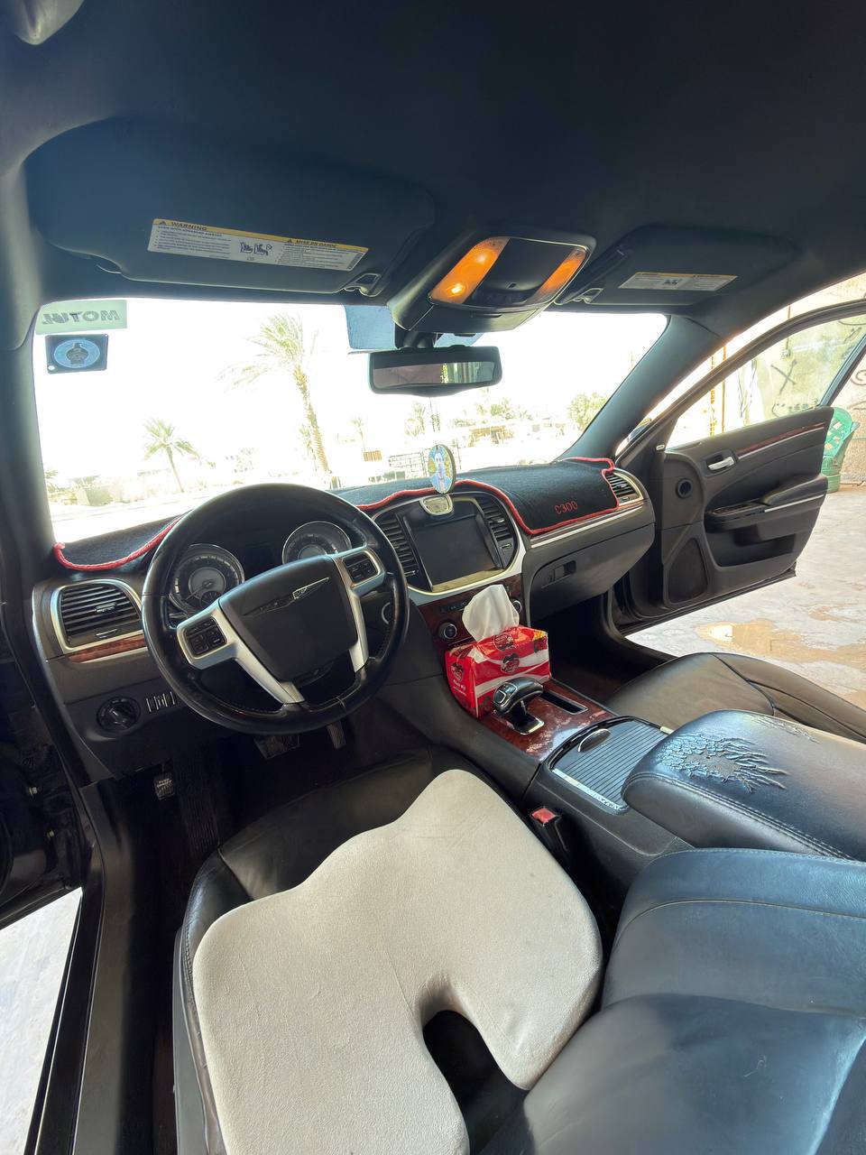 السلام عليكم 
اوباما2012 السيارة داخله كلين هنا تبدل بيها جاملغ صوب العبري اصلي كفاله شاصي ولغد وبيها صبغ مقدار شبر بهلال الجاملغ الخلفي
مواصفات السيارة كير طيارة كشنات كهربائيات و جلد هيترات مري شاشه كبيرة 
مكان السيارة بابل /الطليعة
السعر/165
رقم الهاتف/***********
