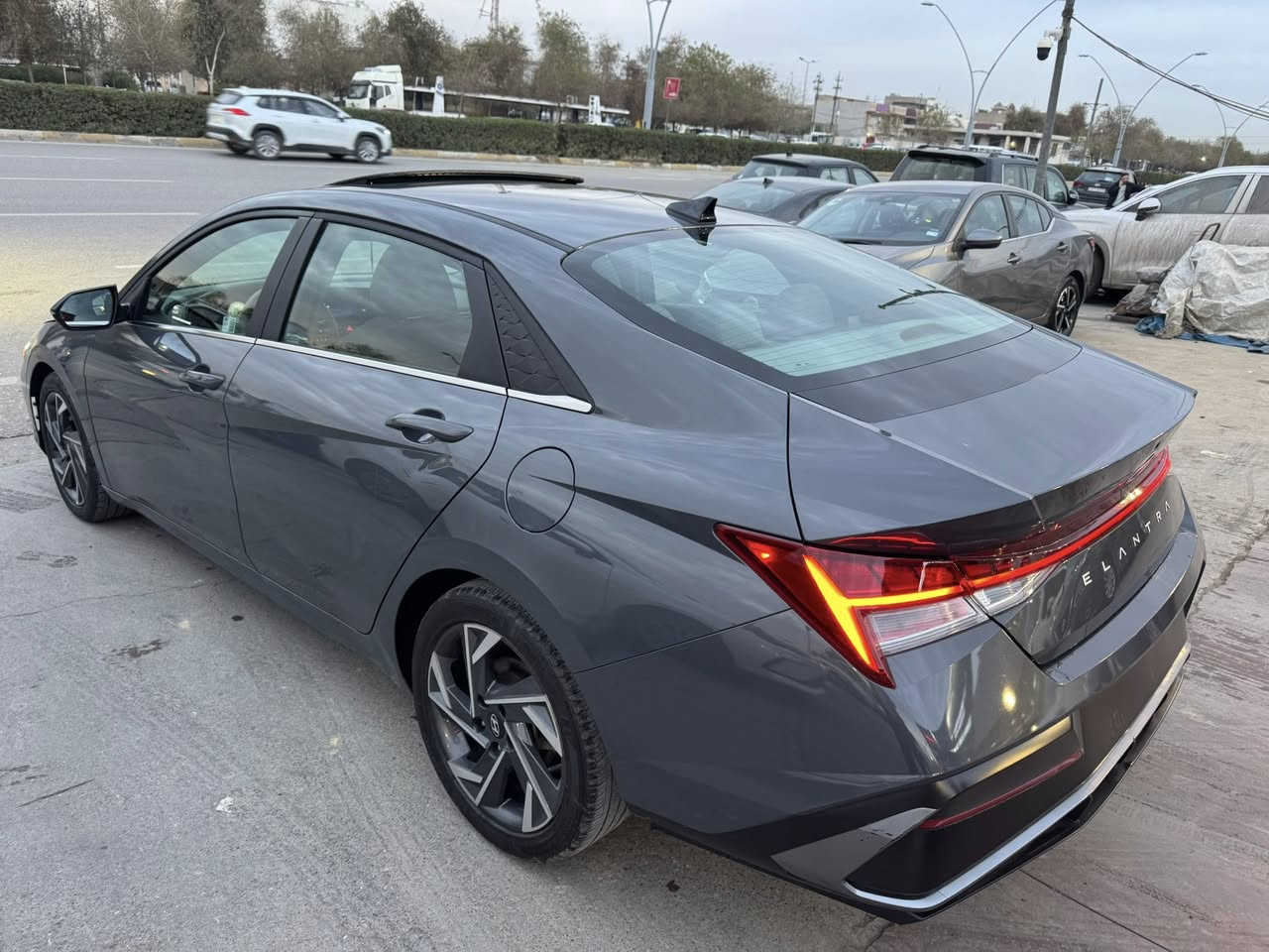 بيع سريع ……هيونداي النترا 2024

محرك 2000 دوش 

،بصمة، سلايد ، دخول ذكي، رادار امامي، رادارات جانبية ونقط عمياء، تحديد مسار، كروز سرعة، تدفئة مقاعد، ويل 17 كروم ، دشبول ديجيتال، اريل gps، شاشة لمس تدعم اندرويد اوتو و ابل كار بلي، لايت زينون، تشغيل عن بعد، بصمة، تبريد شاشة منفصل، هاندبريك كهربائي، اوتو هولد، قيادة ذاتية، تحكمات ستيرن، سستم صوت،

مودات قيادة smart, normal, sport

السيارة بدون صبغ من الدعامية إلى الدعامية شرط فقط شخوط بالتكمة النازلة مسافة 5 سم انصبغت للجمالية

مكان السيارة اربيل رقم كاتي 

السعر 159$ بيها مجال بسيط جدا 

للتواصل

*********** 

***********
