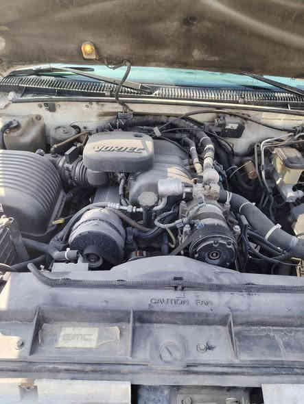 سلام عليكم تاهو للبيع موديل 1992 نضيفه مكينه 454 كير 1000 رقم بغداد خصوصي سعر خاص رقم هاتف***********
