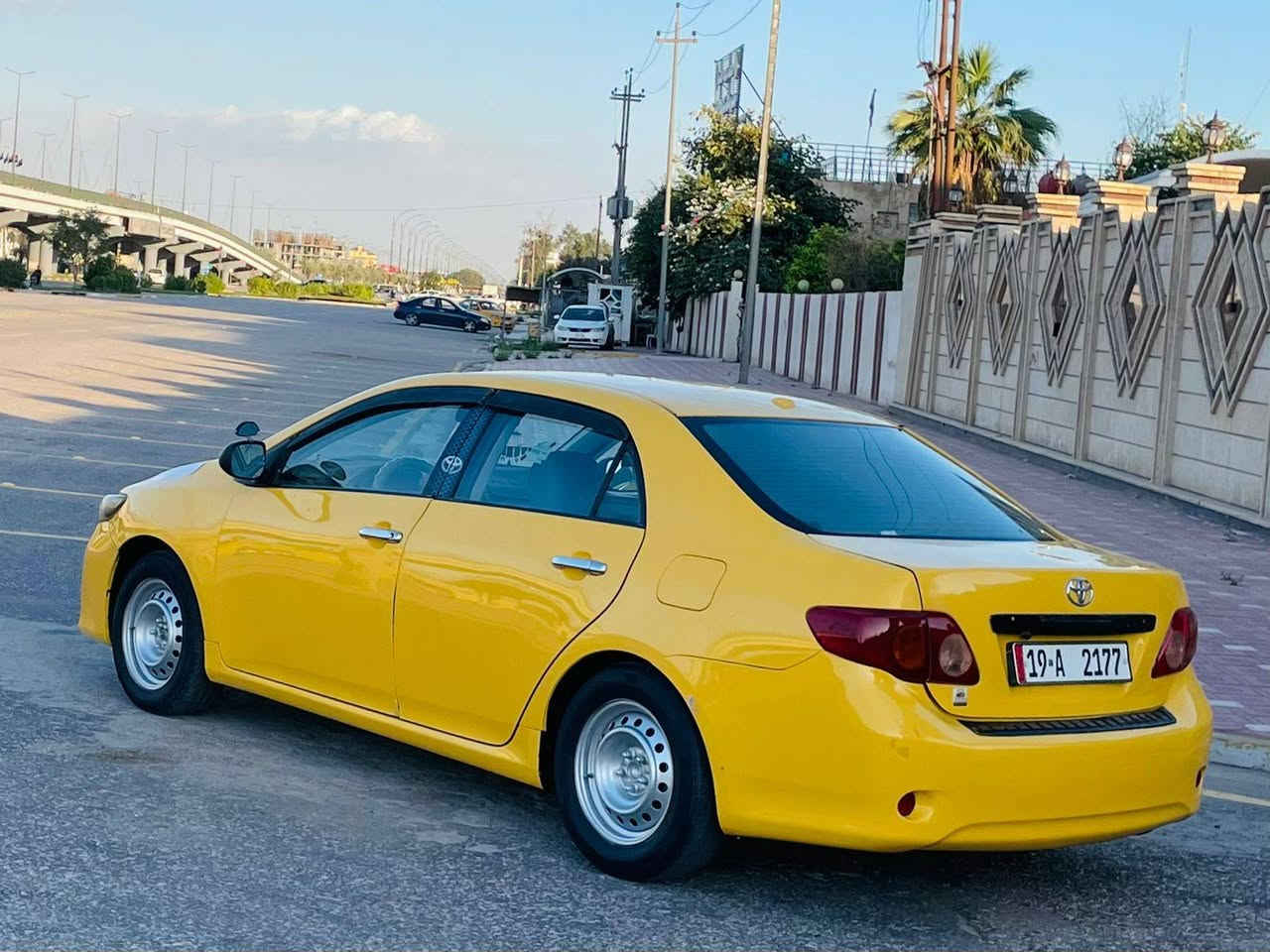 سلام عليكم البيع كورلا موديل 2009 وارد أمريكي حادث جاملغ امامي فقط ولباقي مكفولة كفالة عامة اليبل وآحد سيارة جديدة وجاهزة من كلشي تبريد حداديه تخم تاير كير مكينه 1800 مكفولات رقم كربلاء سنويه الغايه 2029 هيه غرامات مصفره سيارة أحله من صور السعر 92 لاستفسار علا رقم *********** مكان سيارة كربلاء مكلف ب نشر
