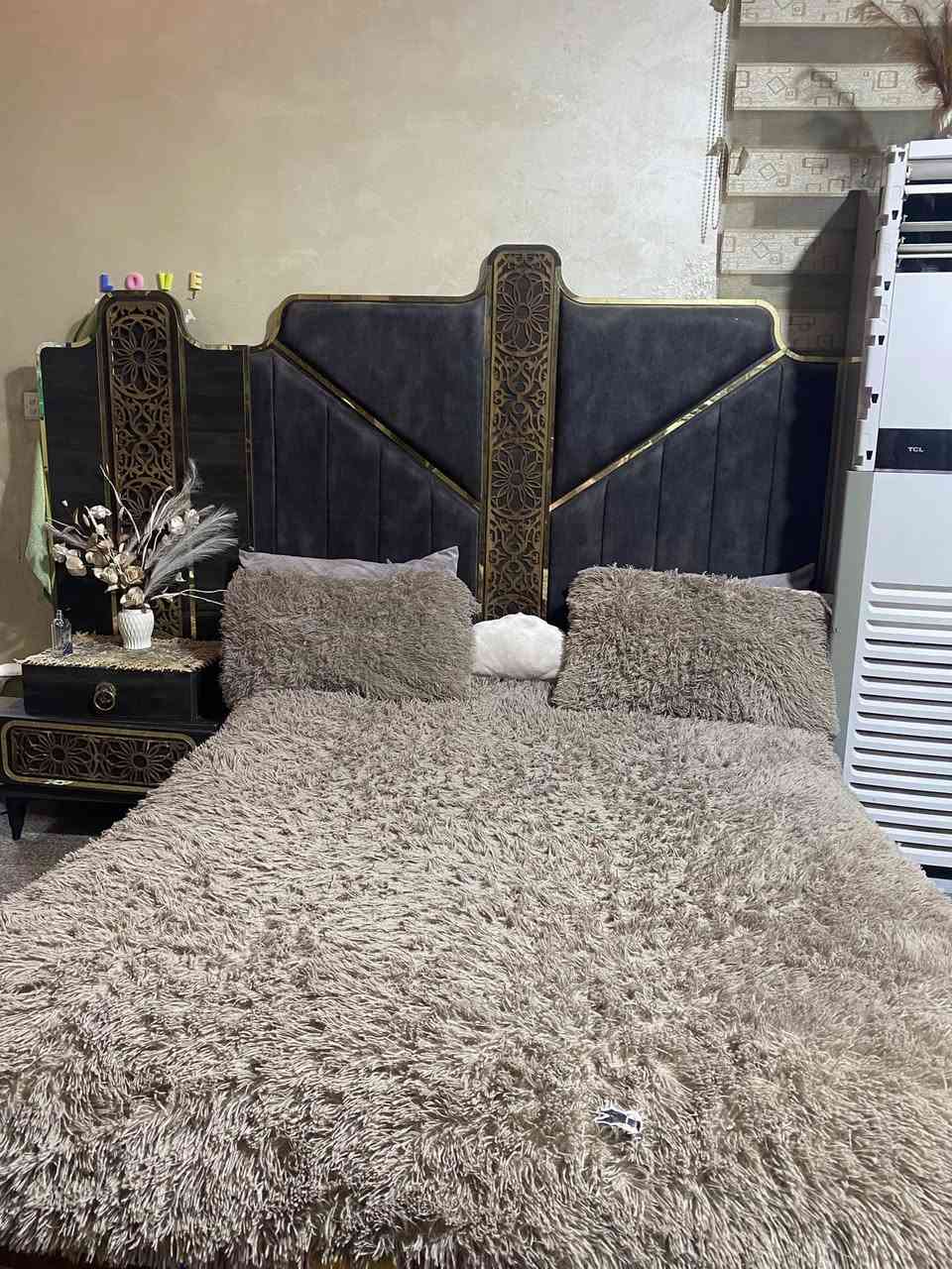 غرفة للبيع لمكان ناصريه سومر سعر 350 
وبعد كوميدي جربايه جانبي


**إذا كنت صاحب هذا الإعلان وتريد حذفه لأي سبب، رجاءا أرسل رسالة إلى الدعم الفني**