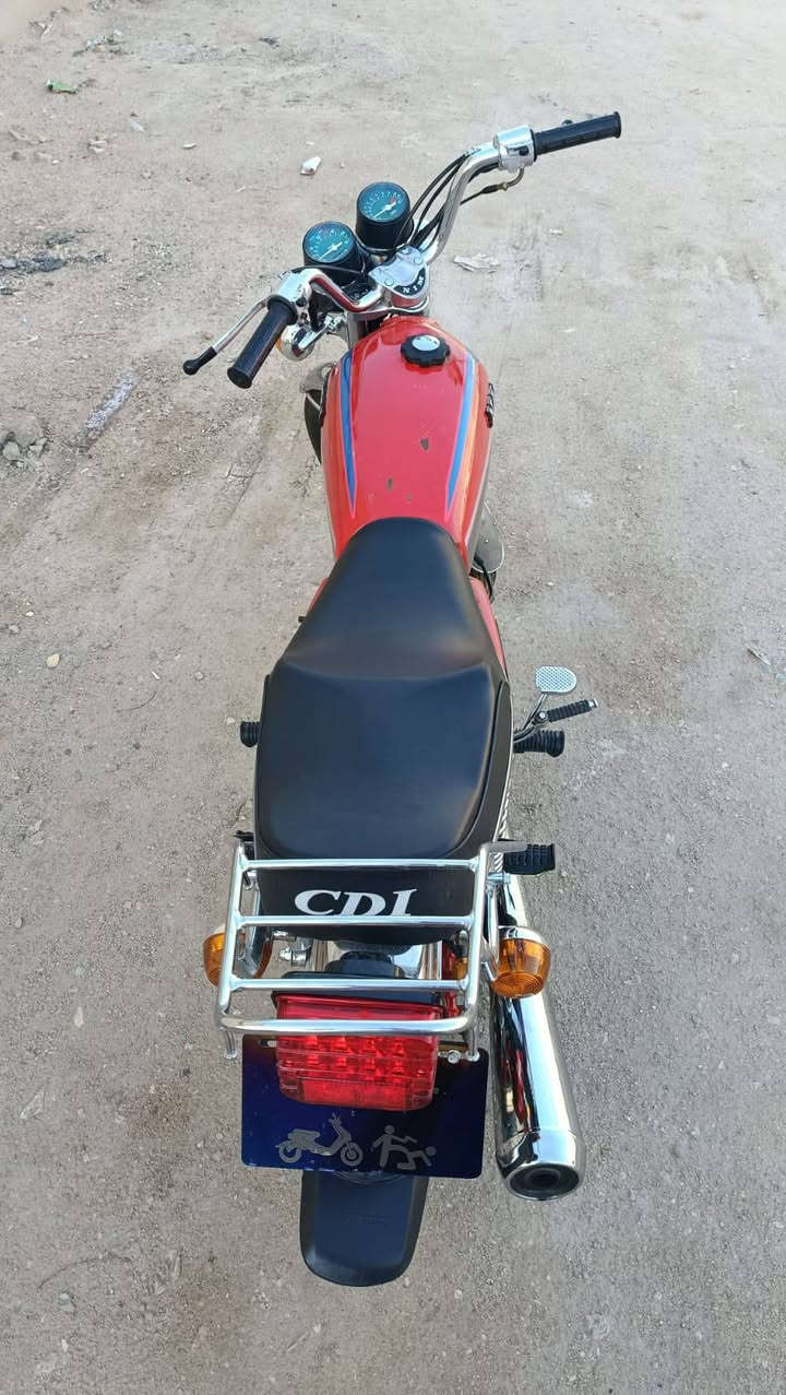 سلام عليكم اربع كير للبيع موديل ٢٠٢٤  نضيفه حيل دسك خلفي لايت نامه دائري واشاير كلها جديده متعوب عليها ماماشيه هواي  سعر ٦٠٠ وبيها مجال رقم *********** موجود حتى على ليوتيوب متواجد فيس واتساب
