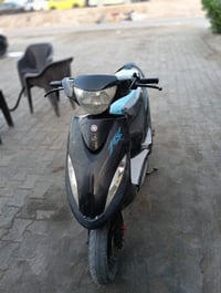 شباب دراجه ماكس عدله للبيع كفاله عامه مكينه لا نضوح ولا تبغير دبلات ام...