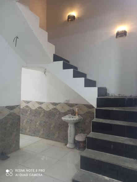 الدار للبيع 50 متر سند 25
شارع بني تميم خلف مدينه الزائرين  السعر 36
***********
