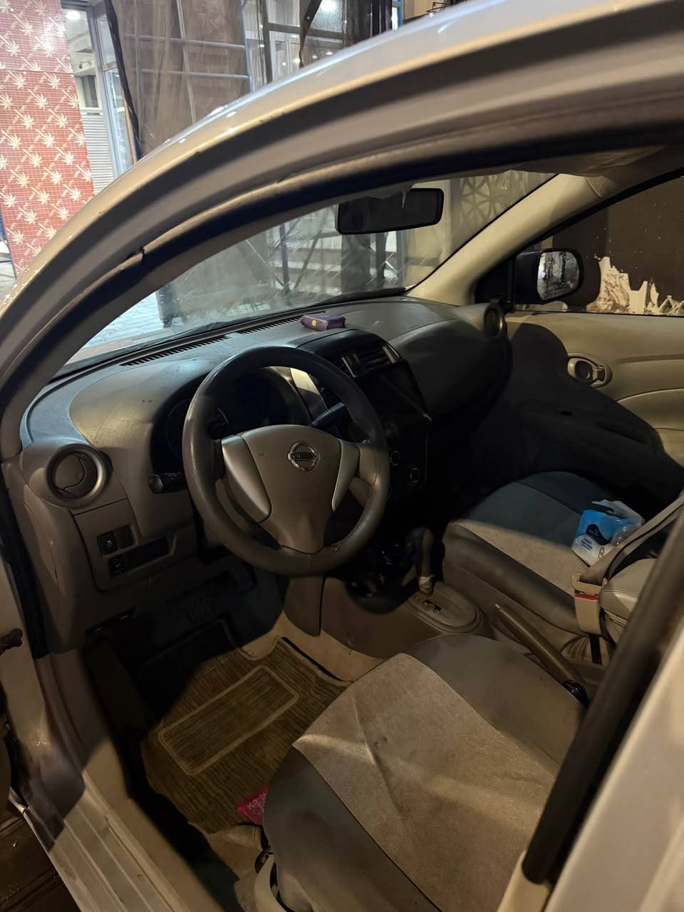 نيسان سني ام البليته الزركه ٢٠١٩
لون سلفر السعر ١٠٥ وبيها مجال 
سياره صدر جديد تايرات جديده دوشمه جديده 
بيها ٤ قطع بارد 
الاستفسار ع الرقم ‭٠٧٧١ ٨٤٦ ٨٩٤٤‬

‭٠٧٧٣ ٨٨٦ ٢٣٤٣‬ بغداد, العراق
