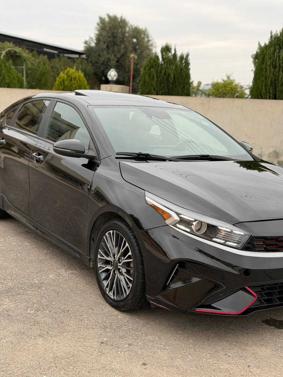 السلام عليكم 
للبيع كيا فورتي اسود 2023 
محرك 20 دوش 
ماشي 28الف ميل 
صبغ بس چملغ سريقه بدون حادث
بدون دواخل و بدون ارباك 
سياره بدون تعديل بارد و بدون كلير شرط 
سياره بدون ملاحظات شرط
سياره بدون رقم ترقيم شمالي فقط 
تكلفة رقم 11.5 ورقه ونص
ملاحظة صور الحادث في المنشور
عنوان أربيل معارض السيارات شارع 100 فرع الناقيلات 
لينك الحادث👇
https://bid.cars/en/lot/1-58763445/2023-KIA-Forte-3KPF54AD0PE568092

السعر 150ومجال 
أي استفسار عن سيارة خاص او واتساب مفتوح 
اخوكم شلال كوردى 
***********واتساب للاتصال أربيل, العراق
