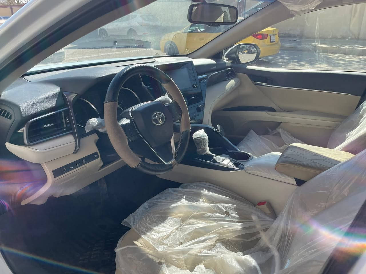 تويوتا كامري هايبرد للبيع 🚗

🔹 الموديل: 2023

🔹 الفئة: GLE – فول مواصفات

🔹 ياباني أصلي

🔹 وارد عبد اللطيف جميل

🔹 ناقل الحركة: أوتوماتيك

🔹 الوقود: هايبرد (بنزين + كهرباء)

🔹 العداد: 40000 كم فقط

✅ حالة الوكالة

✅ بردة خلفية

✅ شحن واير ليس

✅بصمة دخول ذكي

✅كرسي كهرباء

✅حساس امامي خلفي وكامرة وشاشة جبيرة

✅فتحة سقف

✅ اقتصادية جدًا في الوقود

✅ جاهزة للفحص

العنوان : الديوانية

السعر : 235

 

📞 للتواصل : ***********
