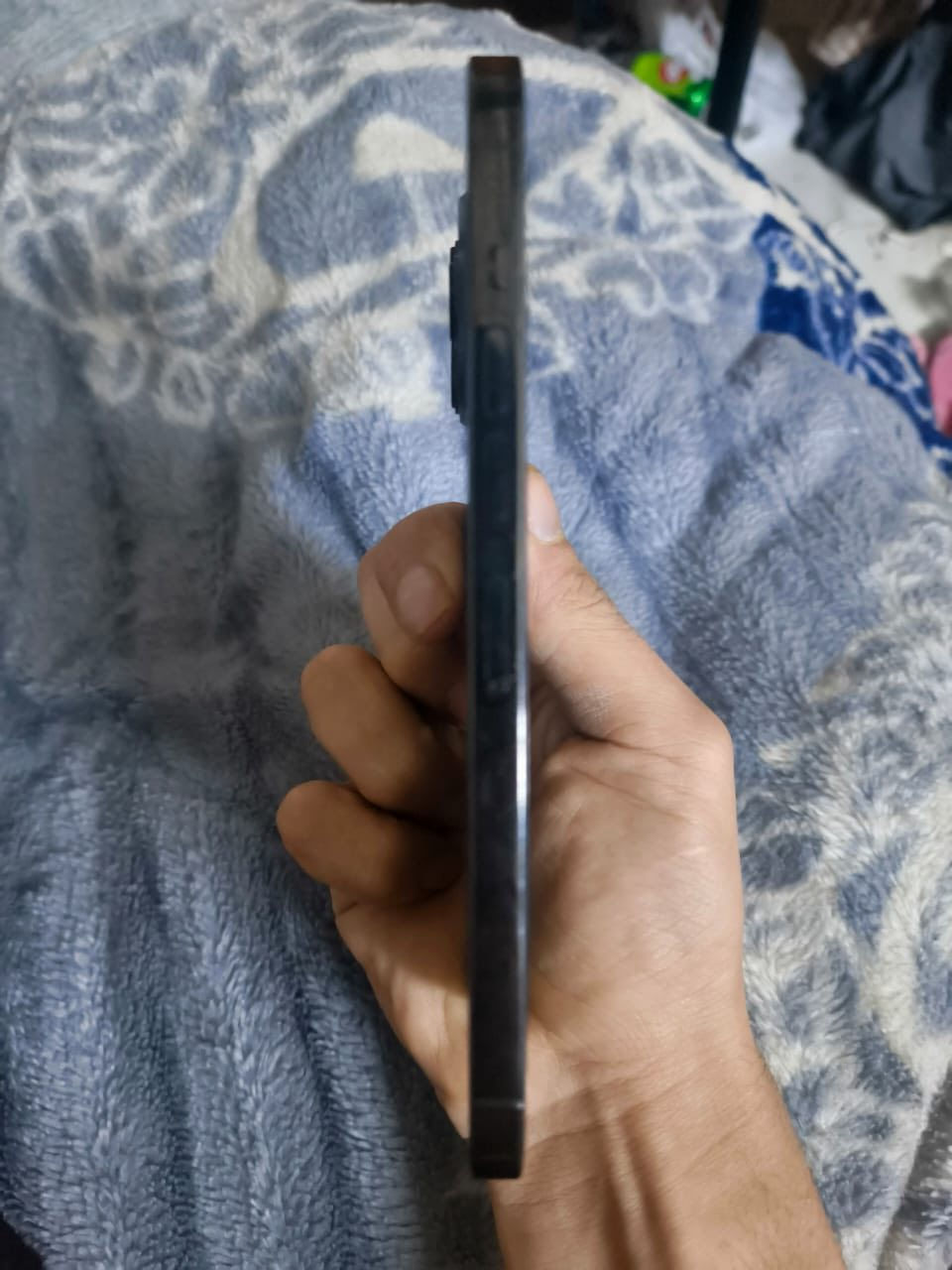 ايفون ١٣ بروماكس ذاكرة ٢٦٥  لا مفتوح ولا مصلح زلغ مابي للبيع ب٦٥٠ او مراوس ب ايباد برو m2 العنوان بغداد باب المعضم ***********
