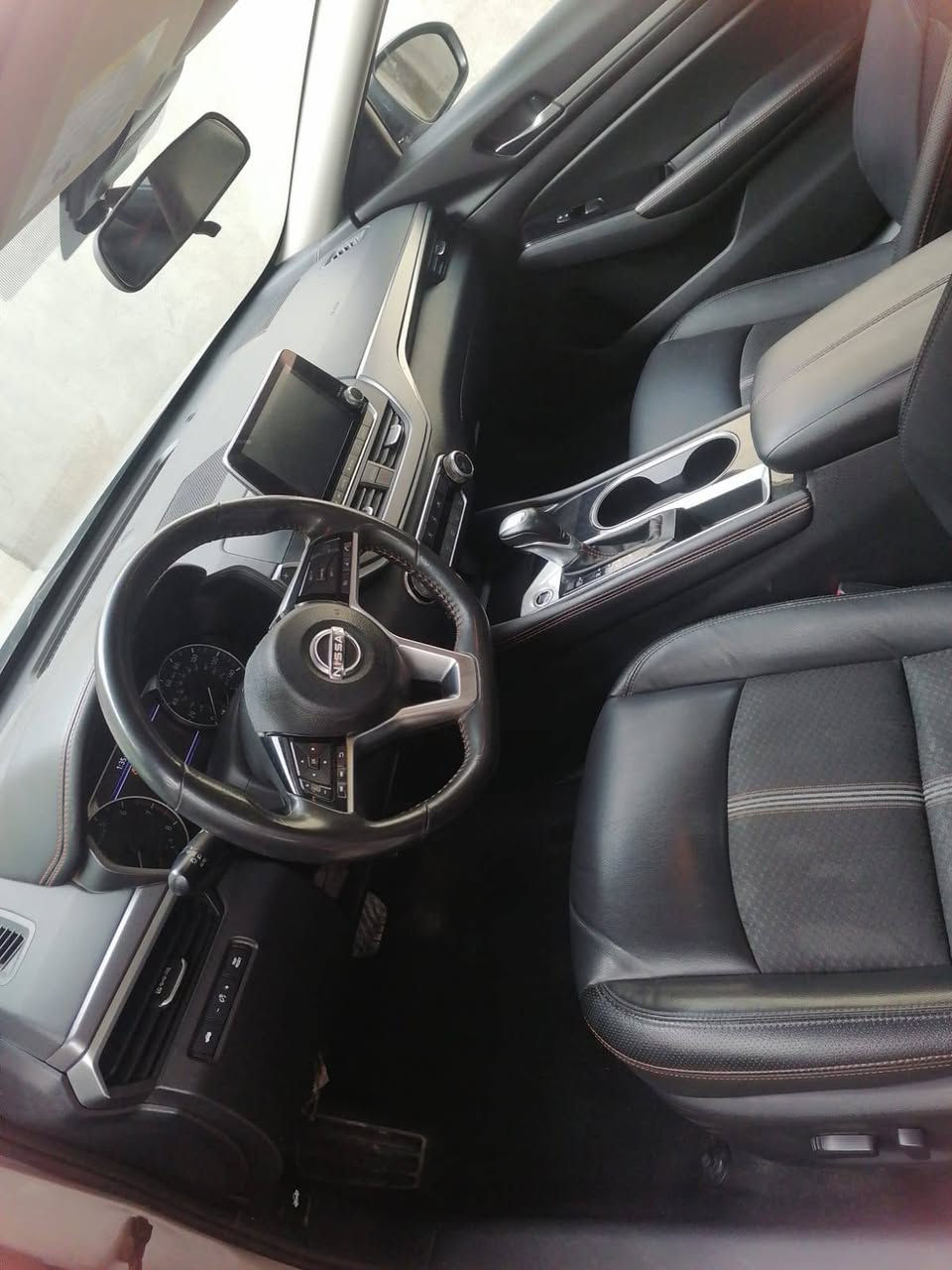 للبيع نيسان التيما SR موديل : 2024✅

سعرها ١٦٥ وبيها مجال حك الجية ☺

اللون : فضي
عداد المسافة /٢٠ عشرون الف 
Front wheel دفع امامي مرغوب
حجم المحرك : 2.5L ( 4,سلندر )
المواصفات : SR
‌‎بصمة ابواب وصندوق
‌‎بصمة تشغيل
تشغيل عن بعد : Remote Start
‌‎شاشة كبيرة
اوتو بريك : Auto Stop امامي وخلفي‎
رادار امامي (خروج عن مسار)
‌‎رادار جانبي (نقاط عمياء)
‌‎رادار خلفي (التحذير من الاصطدام)
‌‎حساسات خلفي
تحكم ستيرن
شفتات ستيرن
كشن السايق كهرباء
كشنات جلد
لايتات ليد وعدسة زينون
بكلايتات LED
ويل كاب 19 كروم
نظام بوصله
كامرا خلفية دوارة
السيارة ضررها ٣ قطع
جواها تخم برجستون نظيف
وبعد اكو مواصفات …
السيارة دخول جديد ترقمت رقم بغداد كفالة عامة عدا ضرر المذكور واضح بالصور . 
السيارة باسمي تحويل ثاني يوم ‌‎تفاصيل اكثر  اتصال ***********
مكان السيارة محافظة ديالى - بعقوبة- الرحمة
