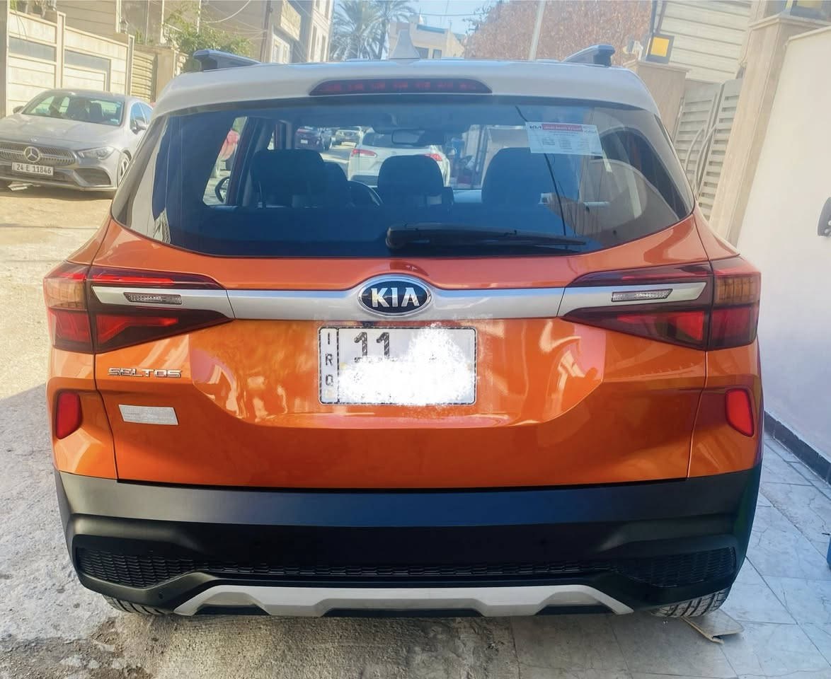 كيا سيليتوس خليجيه وكالة الشركه الدوليه موديل 2021    السياره كوري اصلي وليس صيني
رقم بغداد الانكليزي وبأسمي
محرك ١٦٠٠ دوش
گير AT ميكانيكي المرغوب وليس كهربائي
لون مميز تو كلر  مشمشي وسقف ابيض

بصمه وتشغيل عن بعد
تبريد قطعتين امامي وخلفي
شاشه كبيره أبل كار بلي نڤكيشن
حساسات خلفيه
كامره خلفيه دواره
اشاير بالمري
ويل كب سموك
والباقي واضح بالصور
مكفوله كفاله عامه
السعر ١٥٥ ورقه وبيها مجال للشراي
***********
مكان السياره بغداد حي الجامعه
