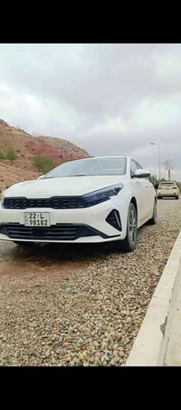 كي 3 للبيع كفاله عامه ماشيه22 فول مواصفات 07816133645