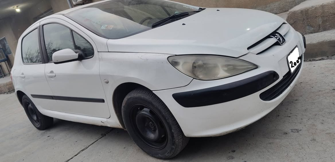 بیجۆفەڕەنسی 307مۆدێل2004بێ بۆیاخولێدراولۆک بەشەرتی ئاڕموئەوەلیات موسوبڕاوە هەموی بەشەرت 40گەڵاوکەمێک مەعمەلە ئەگەرموشتەری نیت چات مەنێرە لەگەڵ ڕێزم 
شوێن خورماڵ حلبجة, السليمانية


**إذا كنت صاحب هذا الإعلان وتريد حذفه لأي سبب، رجاءا أرسل رسالة إلى الدعم الفني**