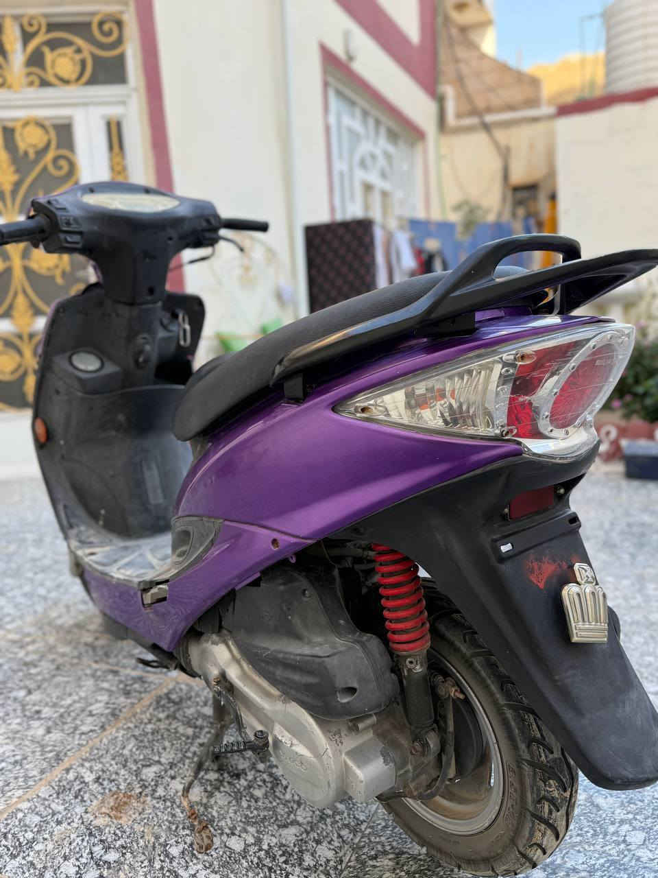 السلام عليكم كامكو جي 4 مكفوله ما مفتوحه الدراجة نكَره سلف تايرات جدد للاستفسار ***********
