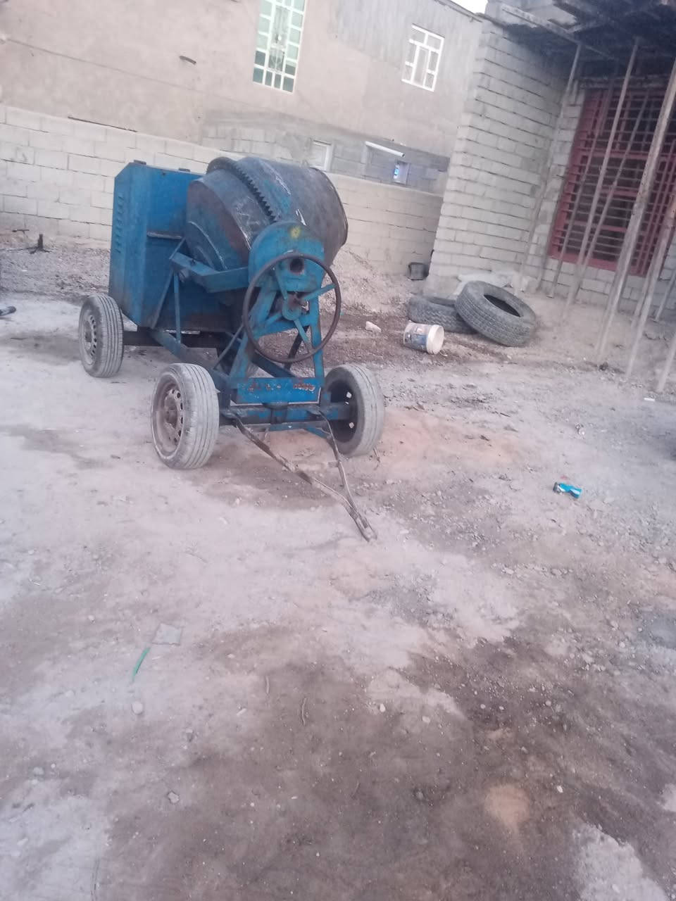 سلام عليكم خباطه للبيع لبناني حنه بشير كدر مكفول محرك عل فحص السعر (مليون 450) السكن الرمادي التواصل ع هاذه الرقم ***********
