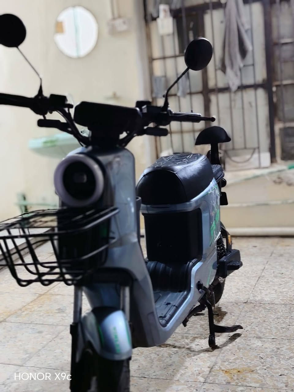 سلام عليكم دراجه شحن للبيع فول مواصفات موديل 2026 الرقم *********** الاستفسار السعر 600 العنوان القبله
